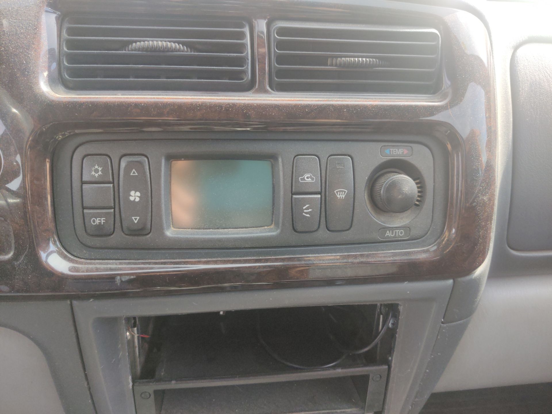 mando_climatizador_mr568346_cad502a025_mitsubishi_montero_sport_i_k7_k9_2_5_td_k94w_k74t