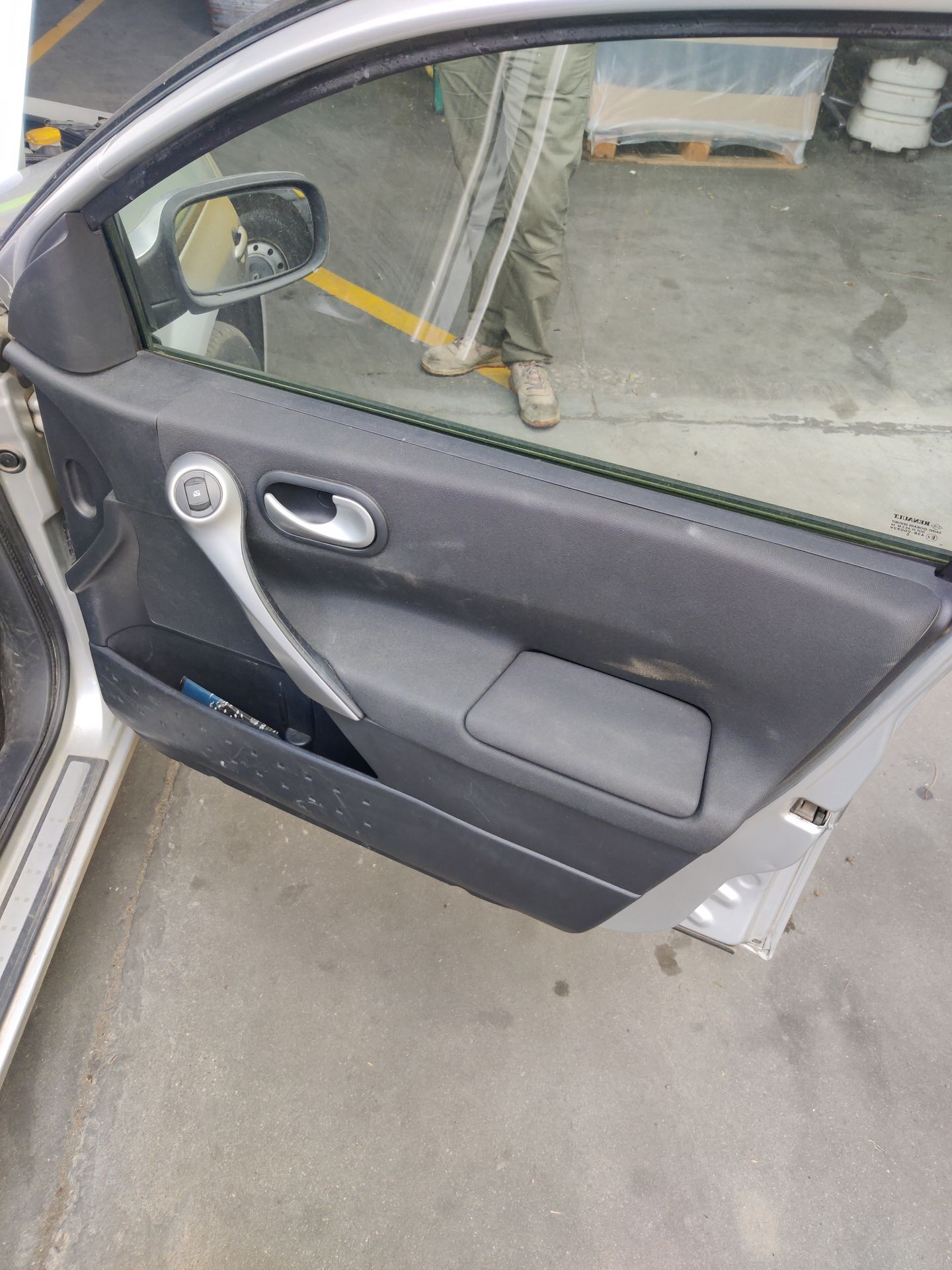 guarnecido_puerta_delantera_derecha_renault_megane_ii_bm0_1_cm0_1_1_6_16v