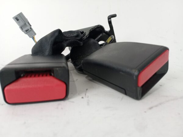 anclaje_cinturon_trasero_doble_878175322r_renault_megane_iv_hatchback_b9a_m_n_1_3_tce_140_b9nb