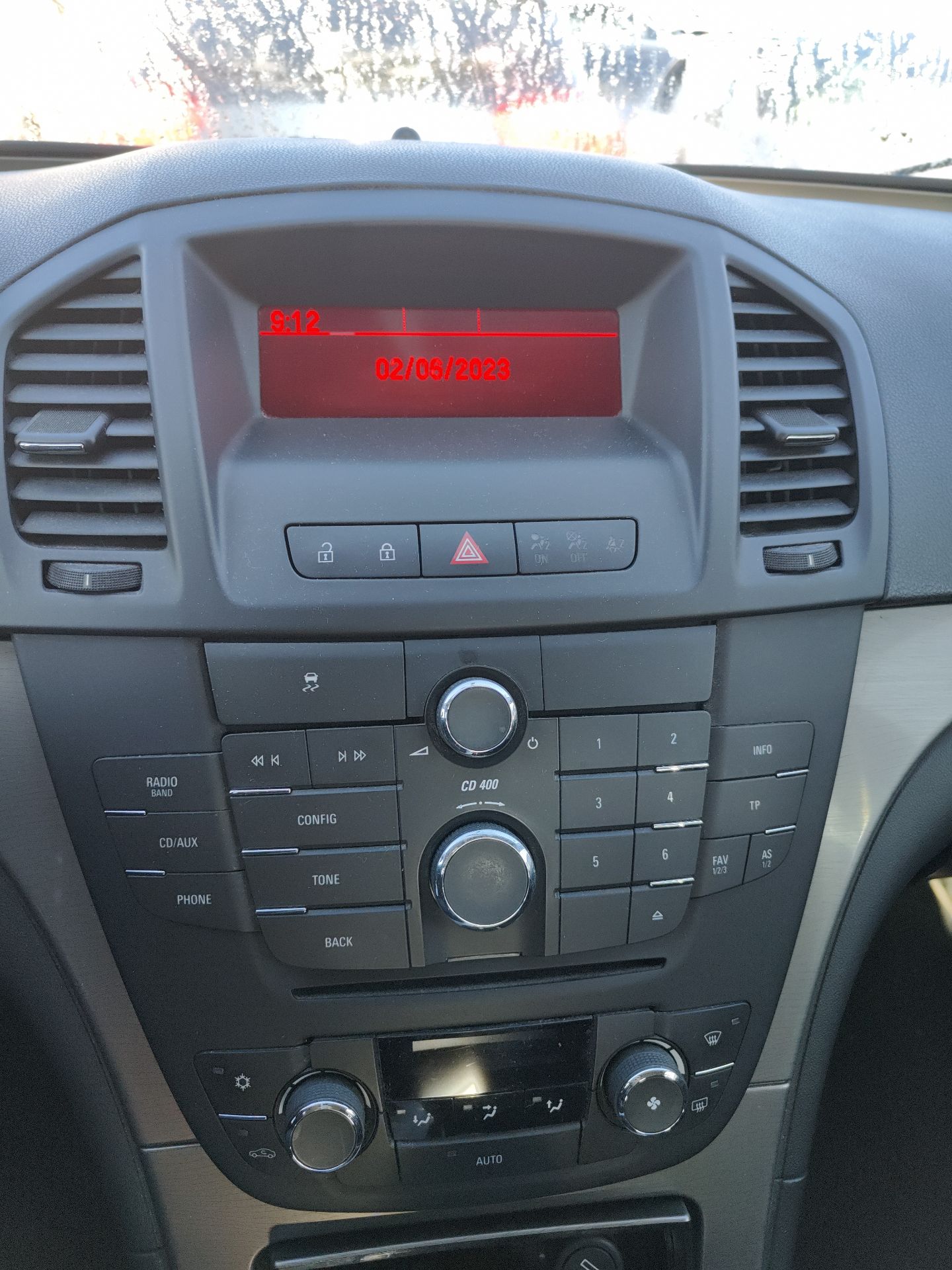 sistema_audio_radio_cd_13321292_13273095_12844841g_opel_insignia_a_sedan_g09_2_0_cdti_69