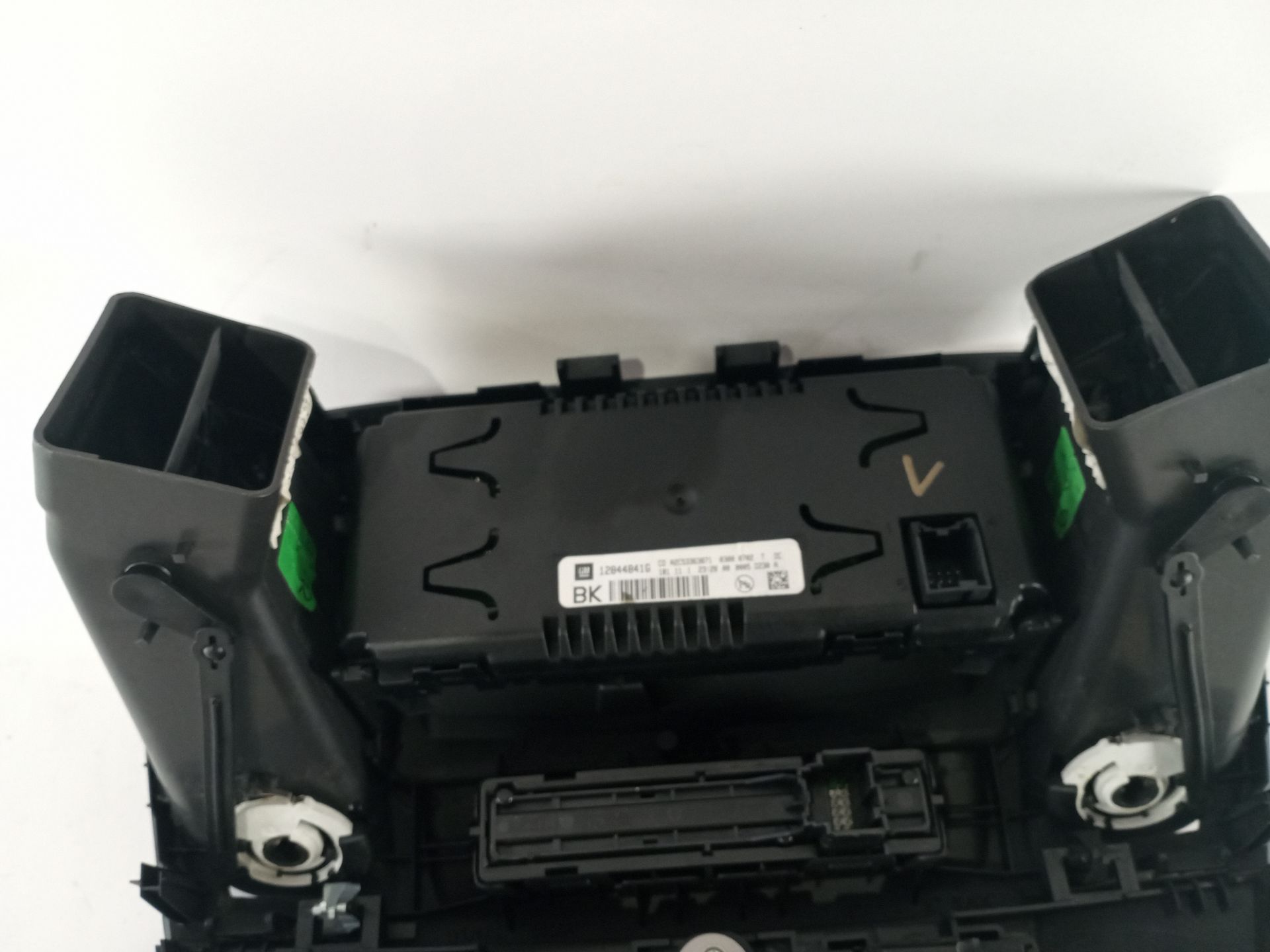 sistema_audio_radio_cd_13321292_13273095_12844841g_opel_insignia_a_sedan_g09_2_0_cdti_69