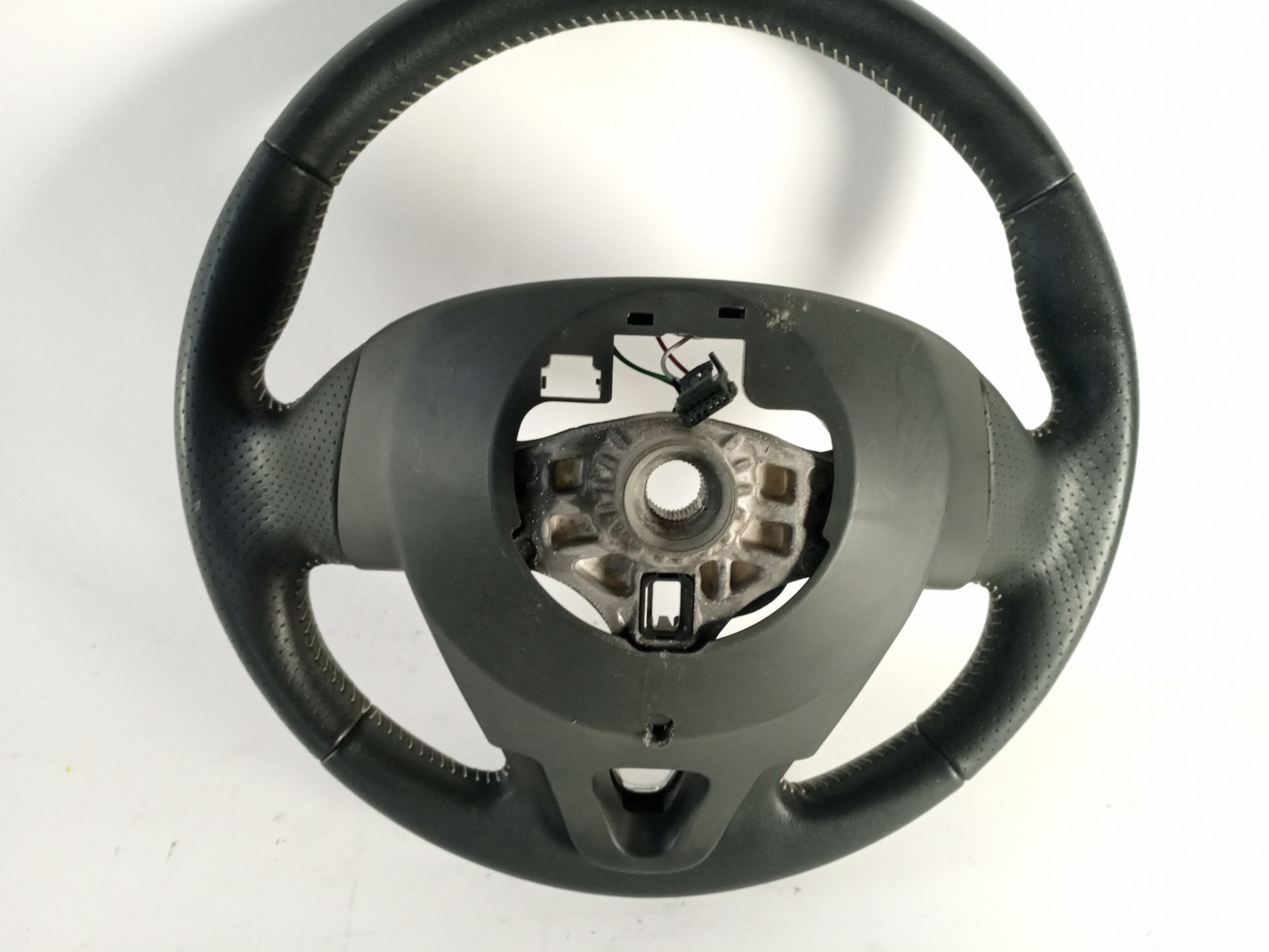 volante_484003771r_renault_scenic_iii_jz0_1_1_6_dci_jz00_jz12