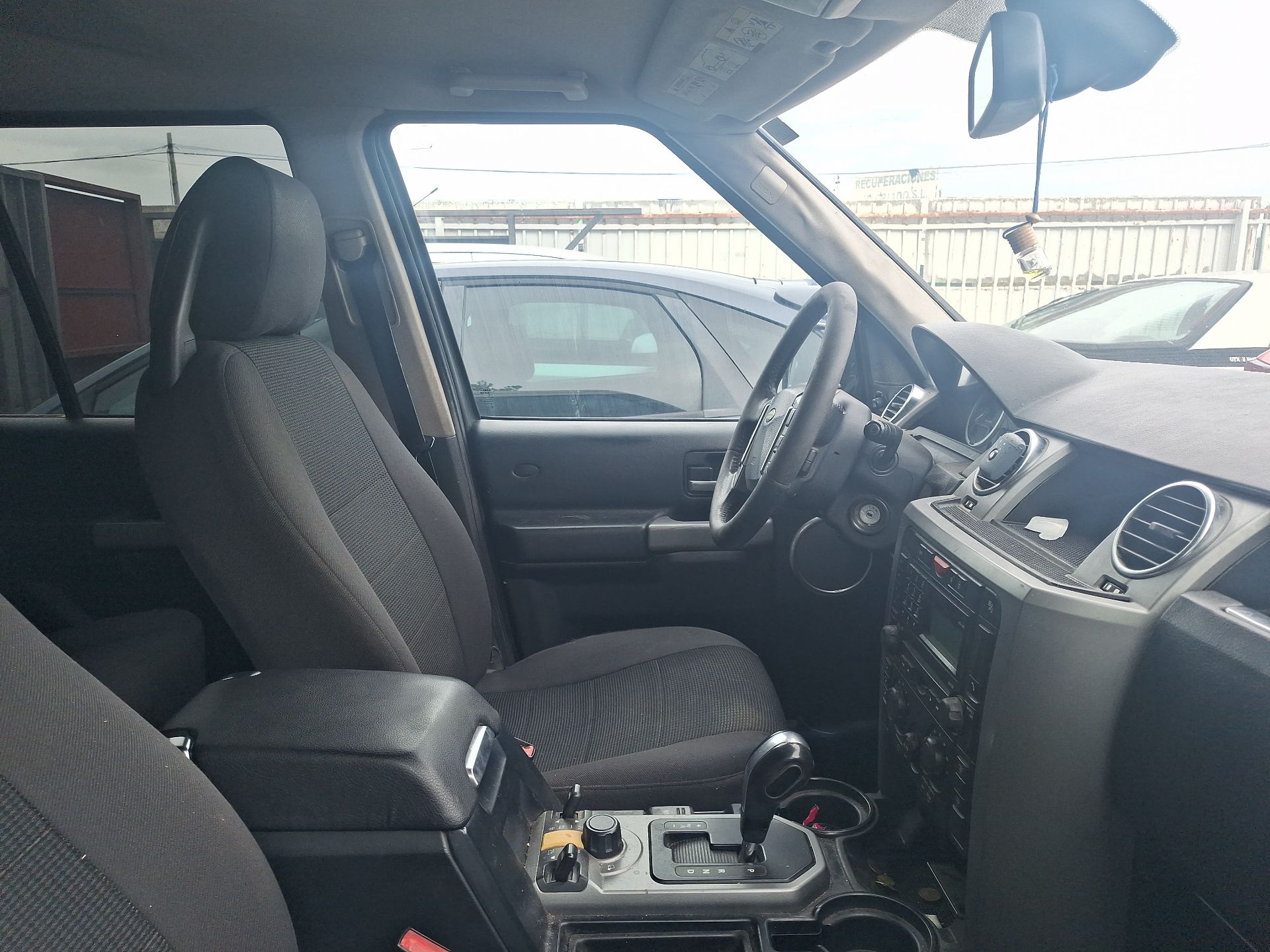 asiento_delantero_izquierdo_land_rover_discovery_iii_l319_2_7_td_4x4