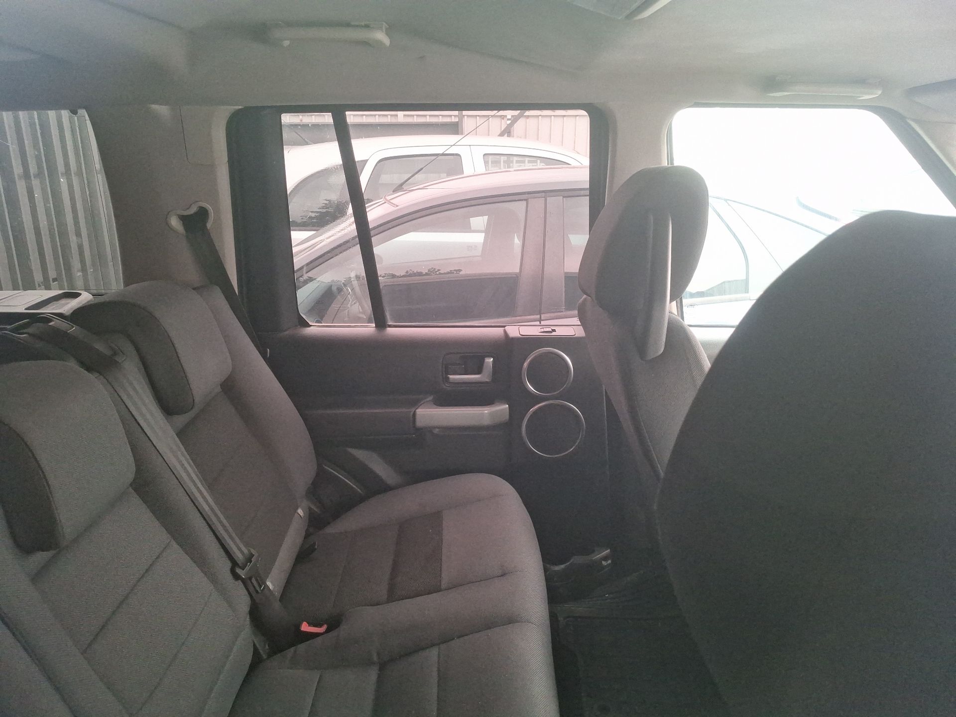 asiento_trasero_medio_land_rover_discovery_iii_l319_2_7_td_4x4