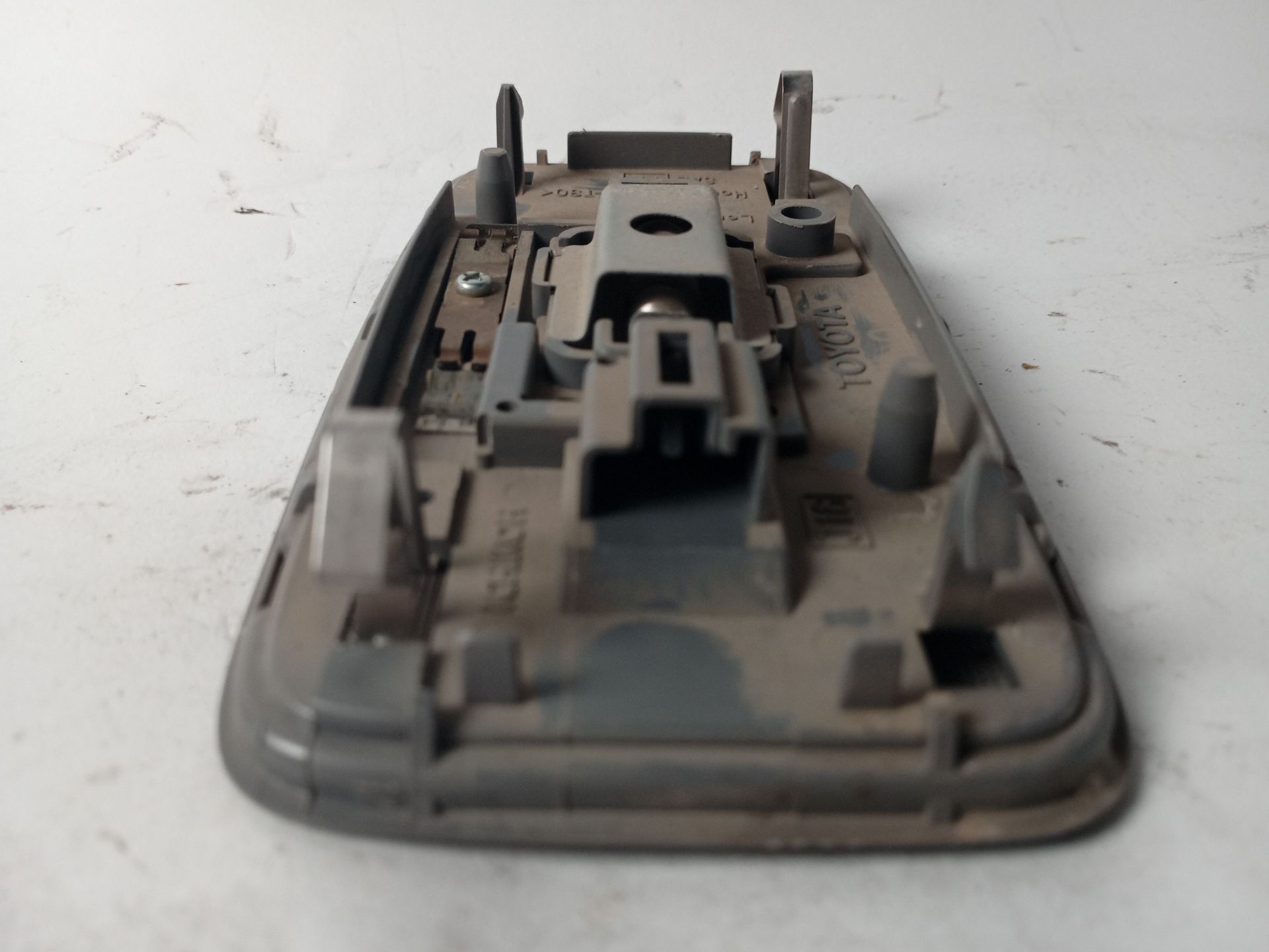 luz_interior_8124033030b2_toyota_land_cruiser_prado_j12_3_0_d_4d_kdj120_kdj12