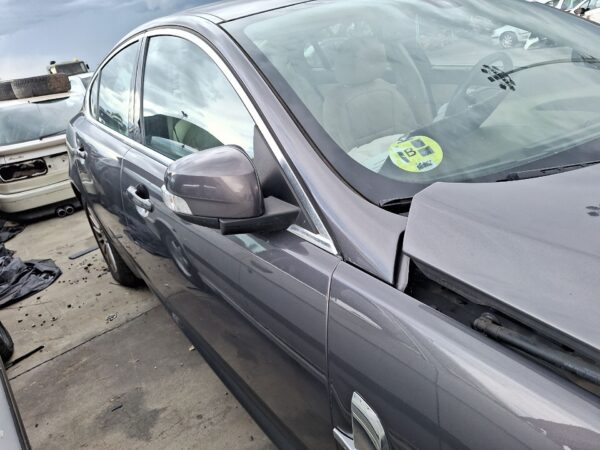 puerta_delantera_derecha_c2z2060_pearl_grey_jbc2030_jaguar_xf_i_x250_2_7_d