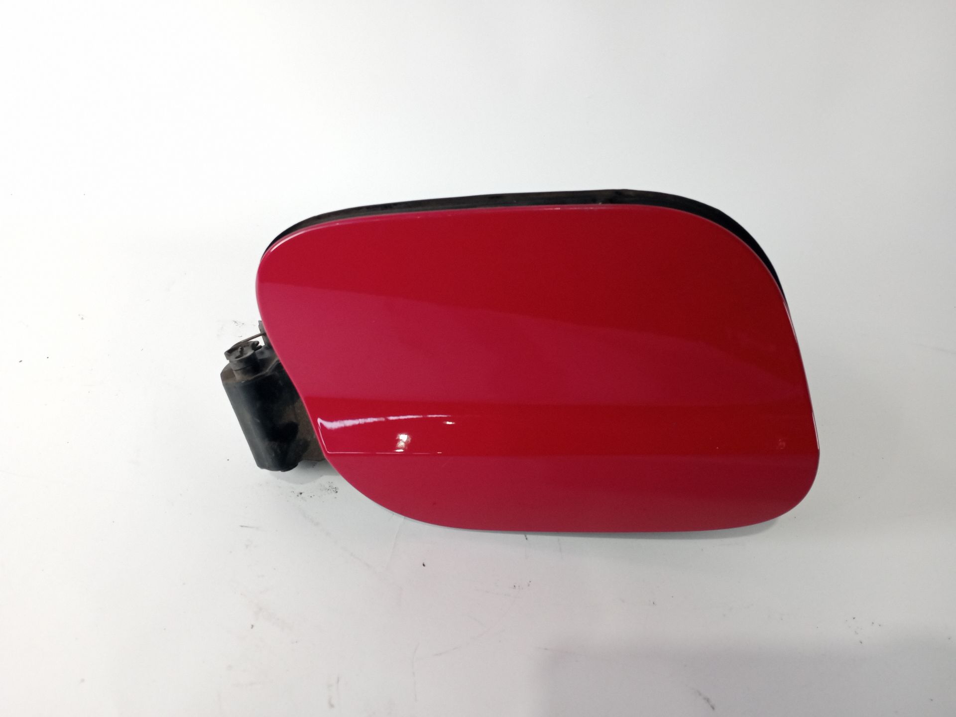 tapa_exterior_combustible_13407838_opcion_de_color_gg7_opel_astra_k_b16_1_4_turbo_68