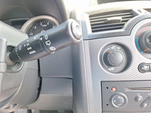mando_multifuncion_0_renault_megane_ii_bm0_1_cm0_1_1_6_16v_fase_1