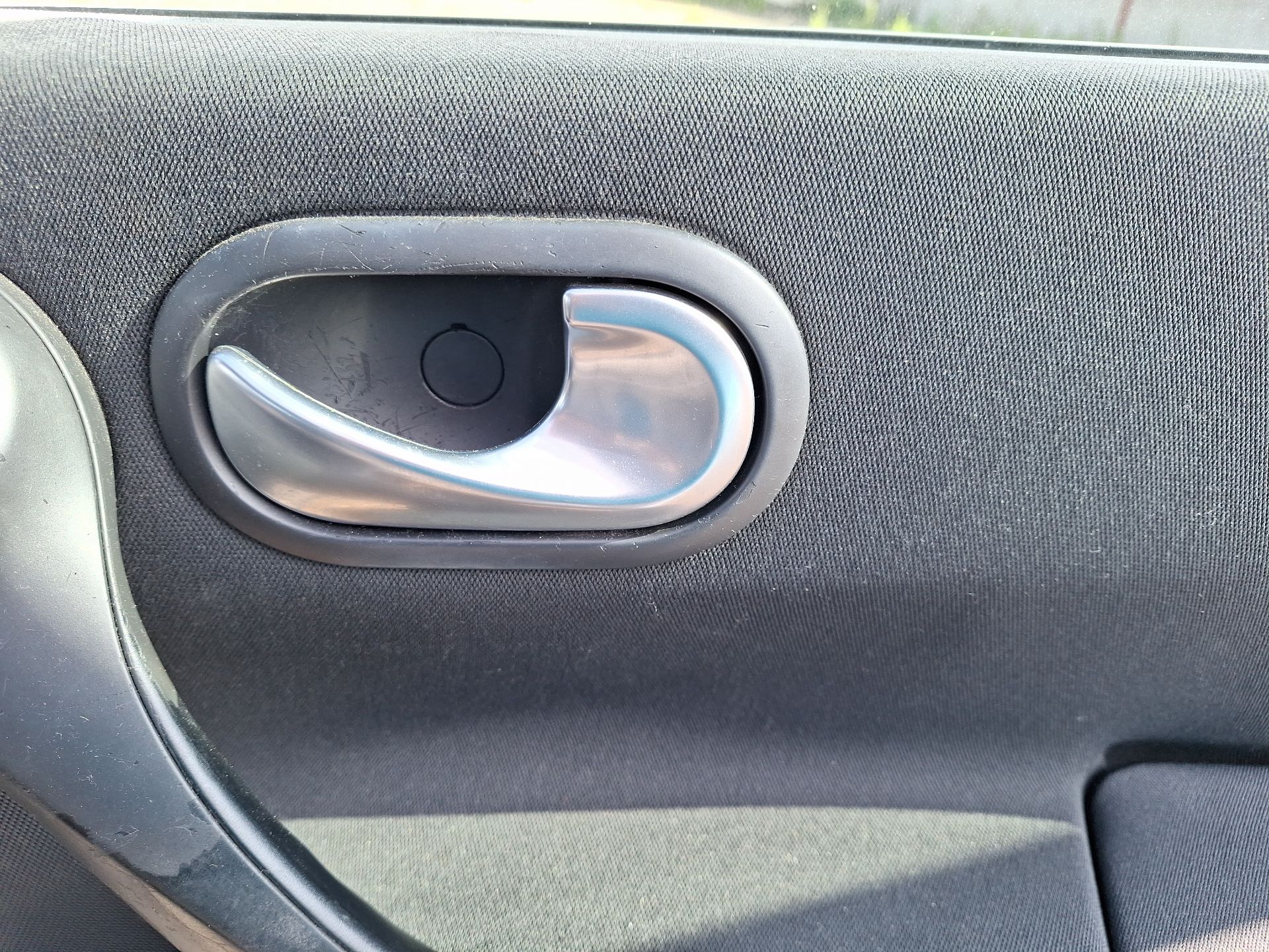 maneta_interior_delantera_derecha_renault_megane_ii_bm0_1_cm0_1_1_6_16v_fase_1