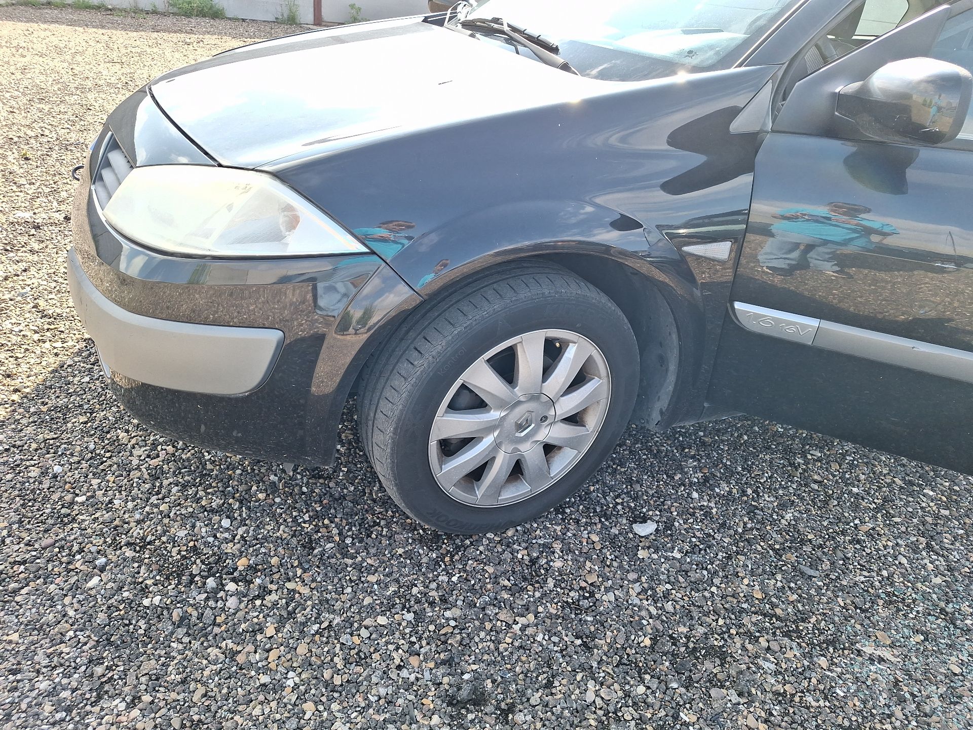 mangueta_delantera_izquierda_renault_megane_ii_bm0_1_cm0_1_1_6_16v_fase_1