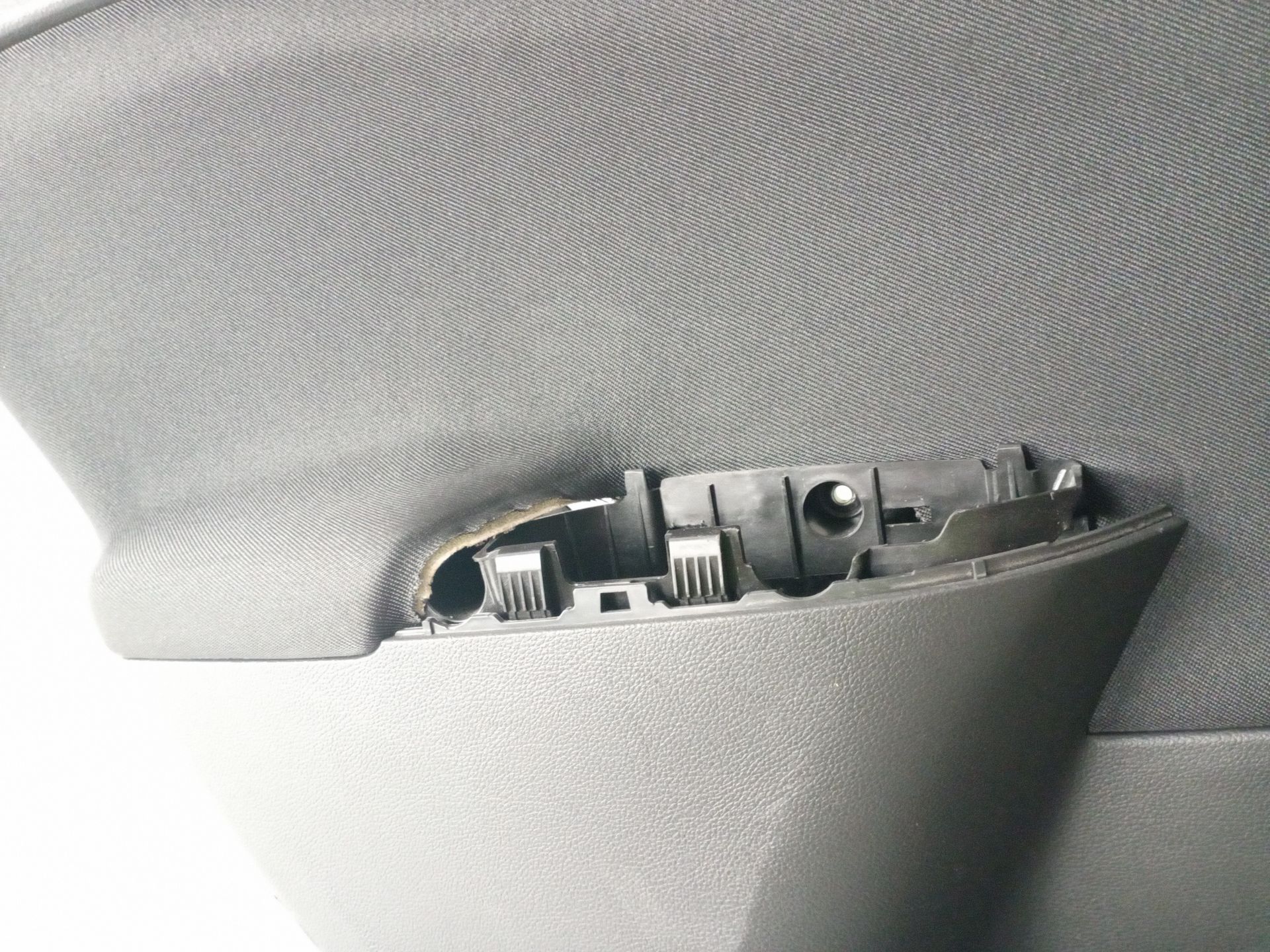 guarnecido_puerta_trasero_izquierdo_39060599_opel_astra_k_b16_1_4_turbo_68