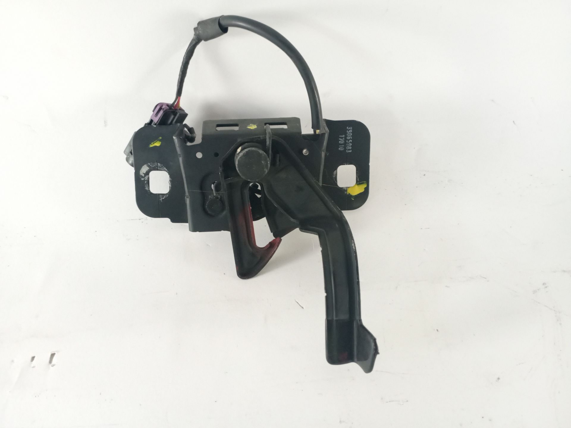 cerradura_capot_39065983_opel_astra_k_b16_1_4_turbo_68