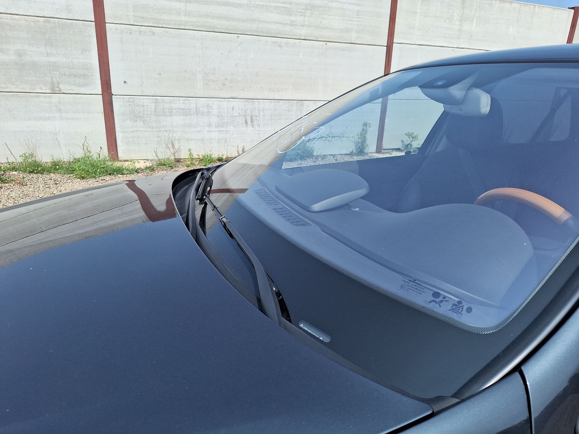 brazo_limpia_delantero_derecho_7701049036_renault_laguna_ii_bg0_1_2_2_dci_bg0f