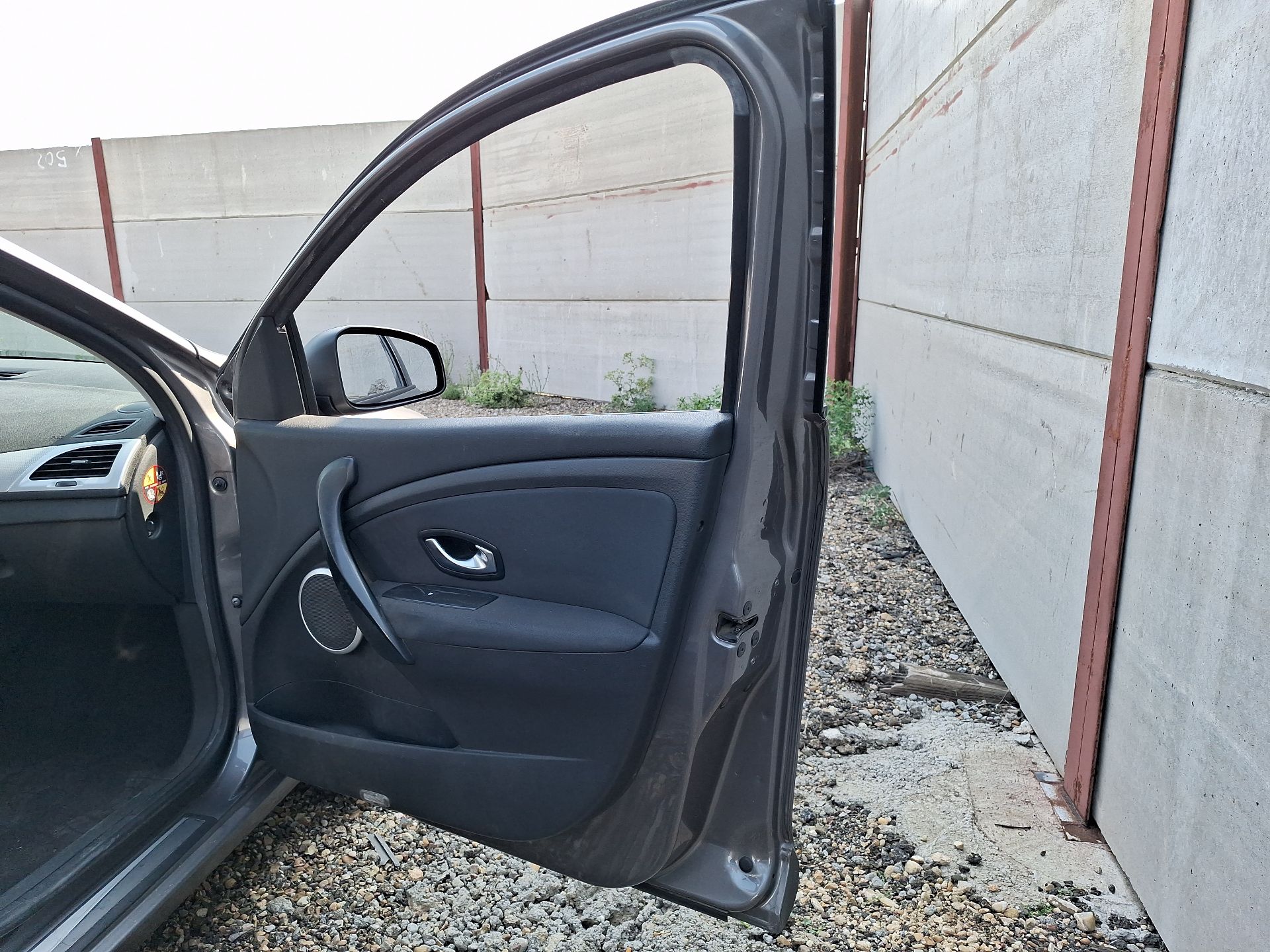 elevalunas_delantero_derecho_renault_megane_iii_fastback_bz0_1_b3_1_5_dci