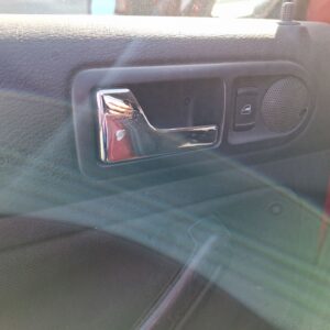 maneta_interior_trasera_izquierda_volkswagen_golf_iv_1j1_1_9_tdi
