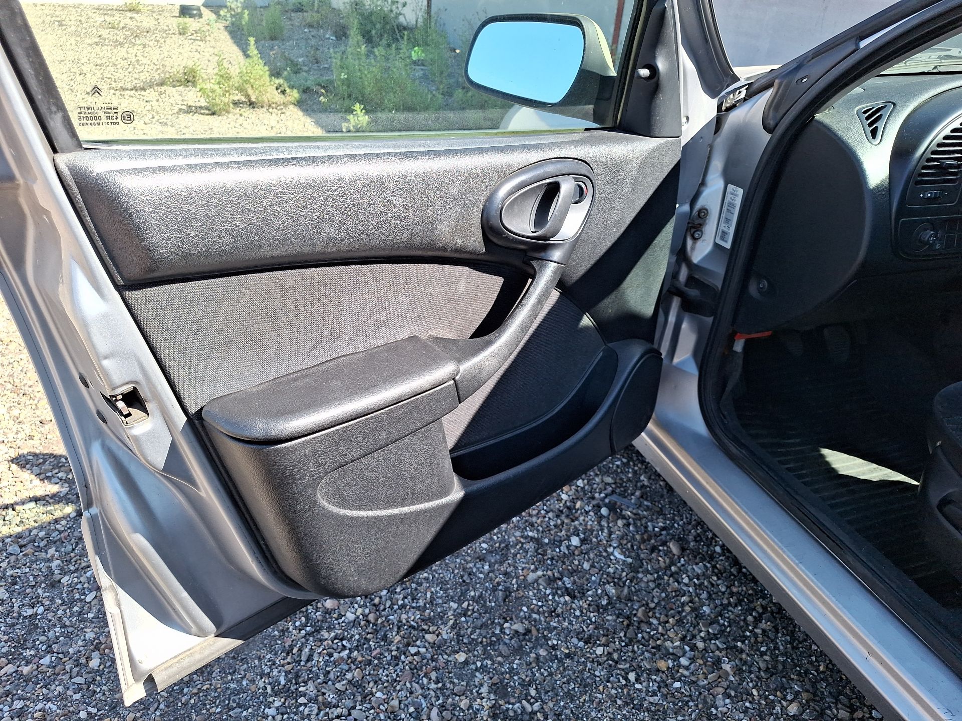 guarnecido_puerta_delantera_izquierda_citr_n_xsara_n1_2_0_hdi_109