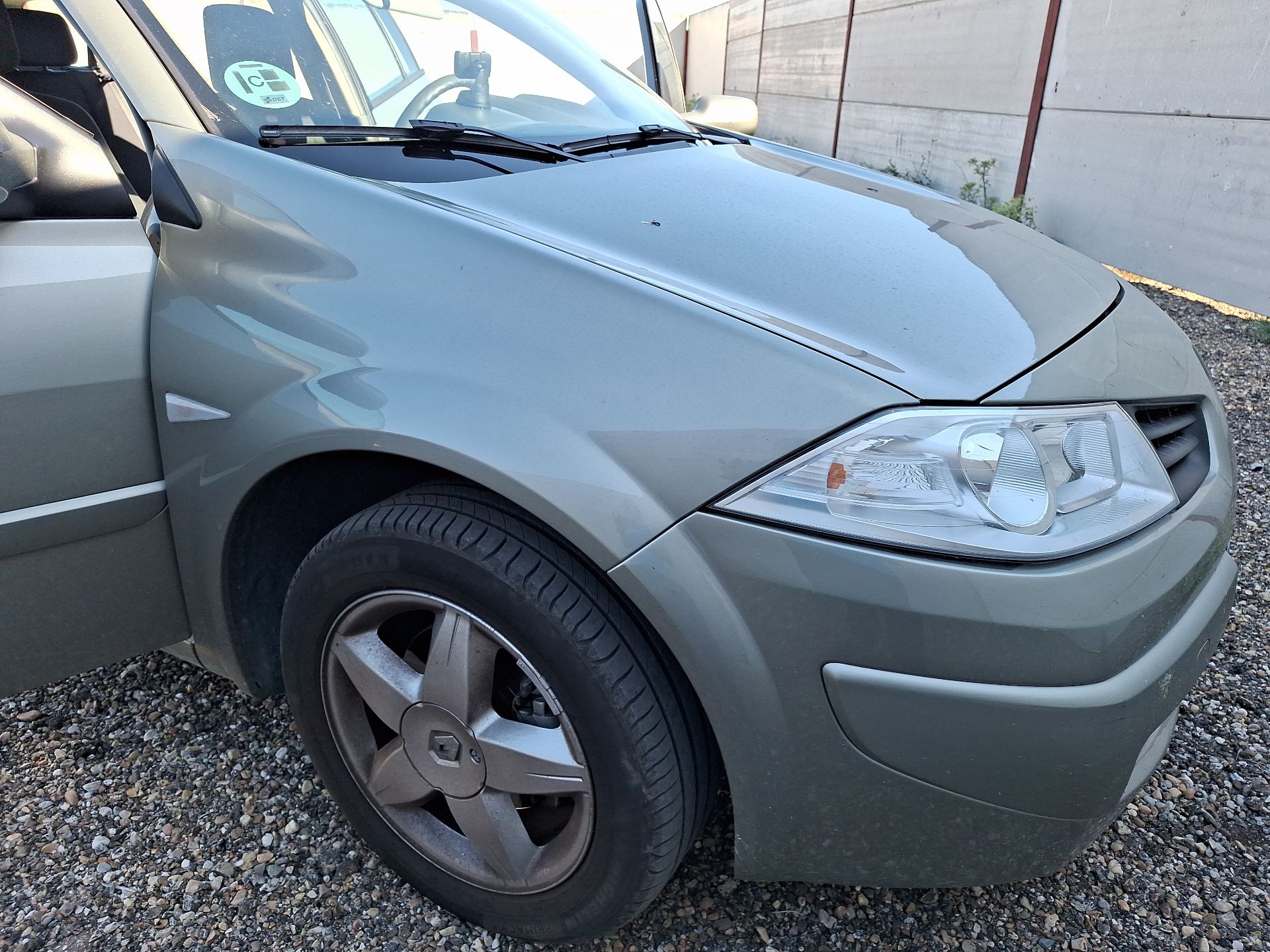 aleta_delantera_derecha_renault_megane_ii_ranchera_familiar_km0_1_1_6_16v