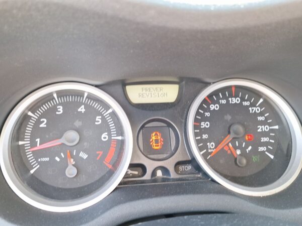 cuadro_instrumentos_renault_megane_ii_ranchera_familiar_km0_1_1_6_16v