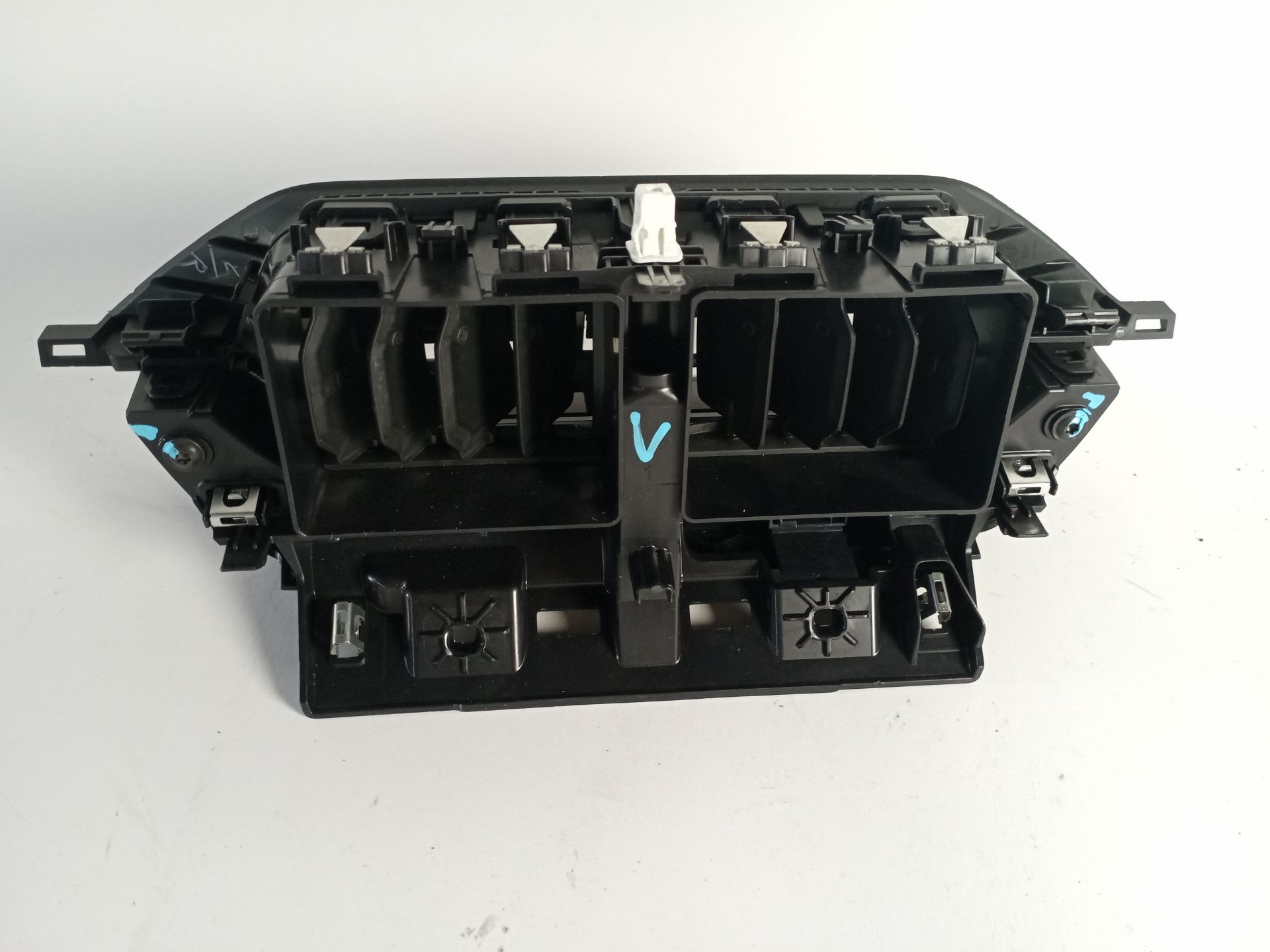 mando_climatizador_9823457080_peugeot_2008_ii_ud_us_uy_uk_1_5_bluehdi_110