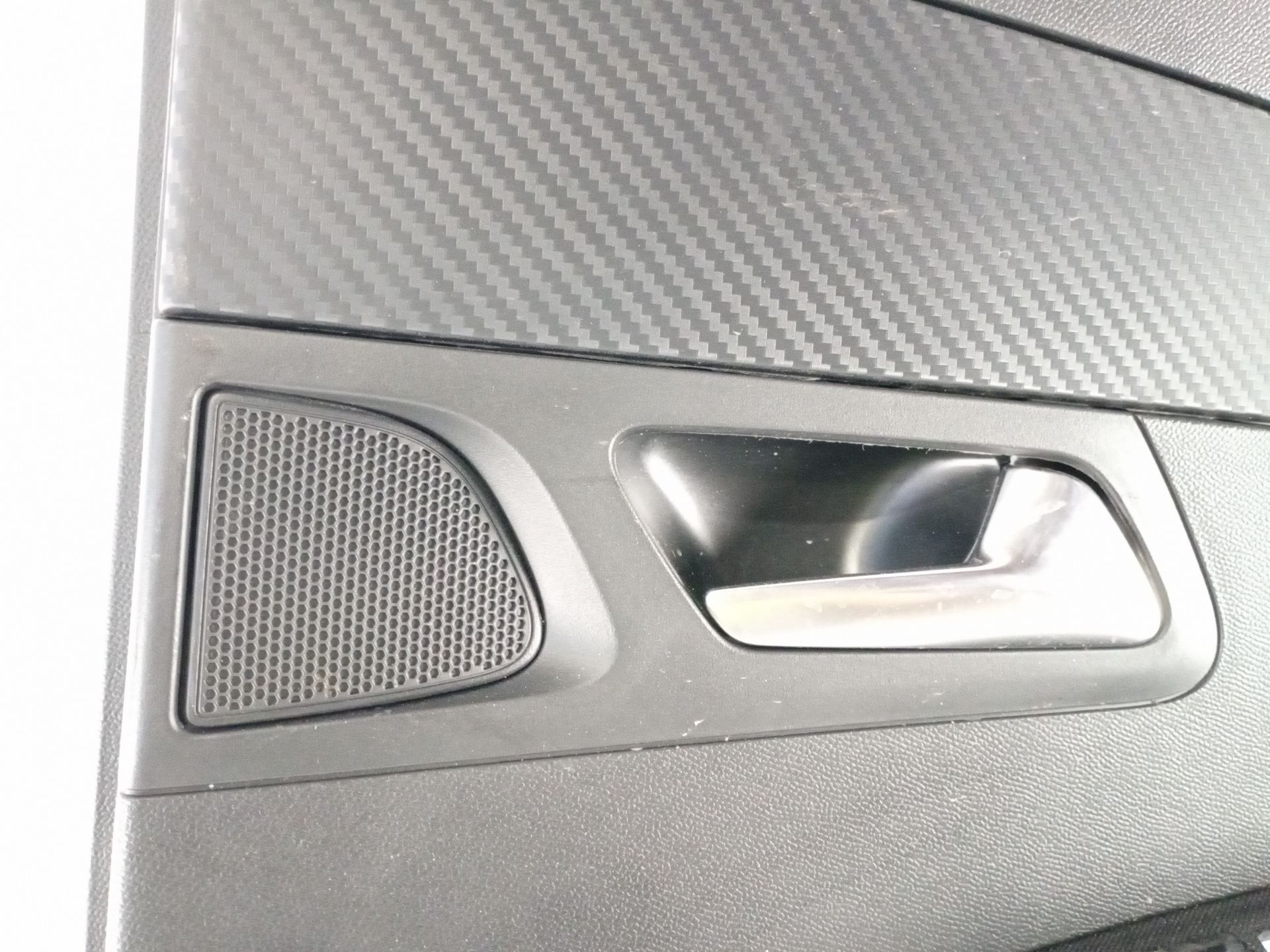 guarnecido_puerta_trasera_derecha_98325788zd_peugeot_2008_ii_ud_us_uy_uk_1_5_bluehdi_110