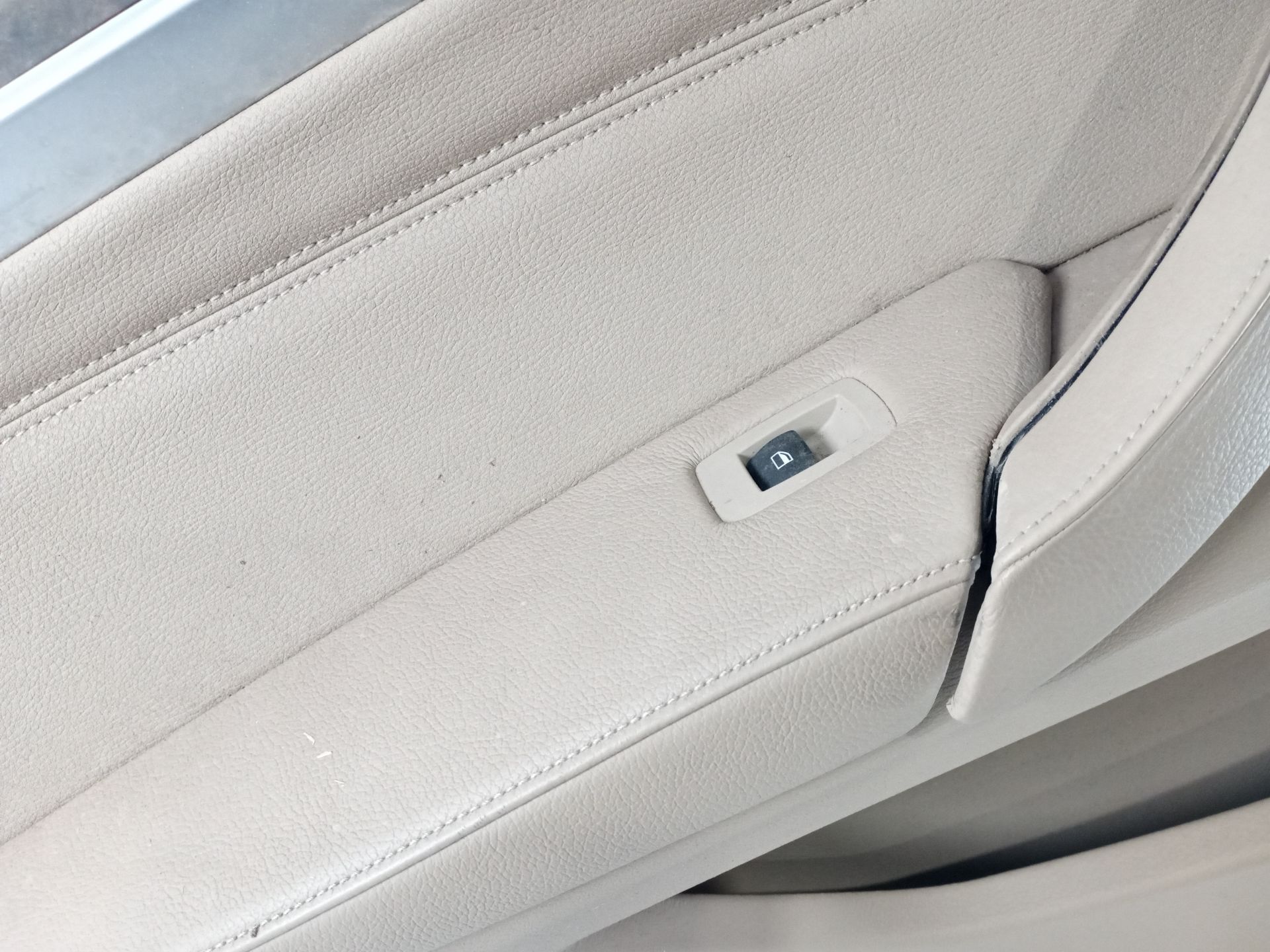 guarnecido_puerta_trasero_izquierdo_9259828_bmw_x5_e70_xdrive_30_d