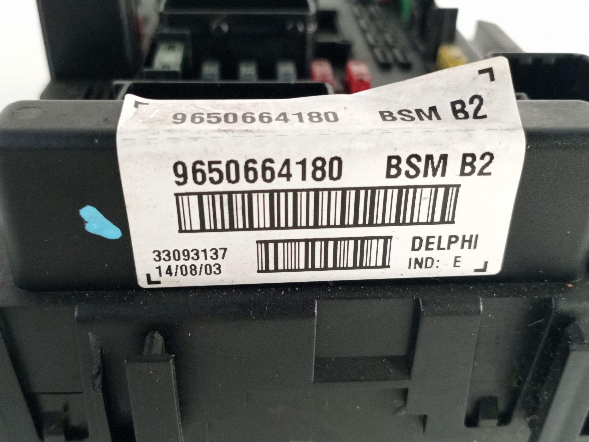 caja_reles_fusibles_9650664180_peugeot_307_3a_c_2_0_hdi_110