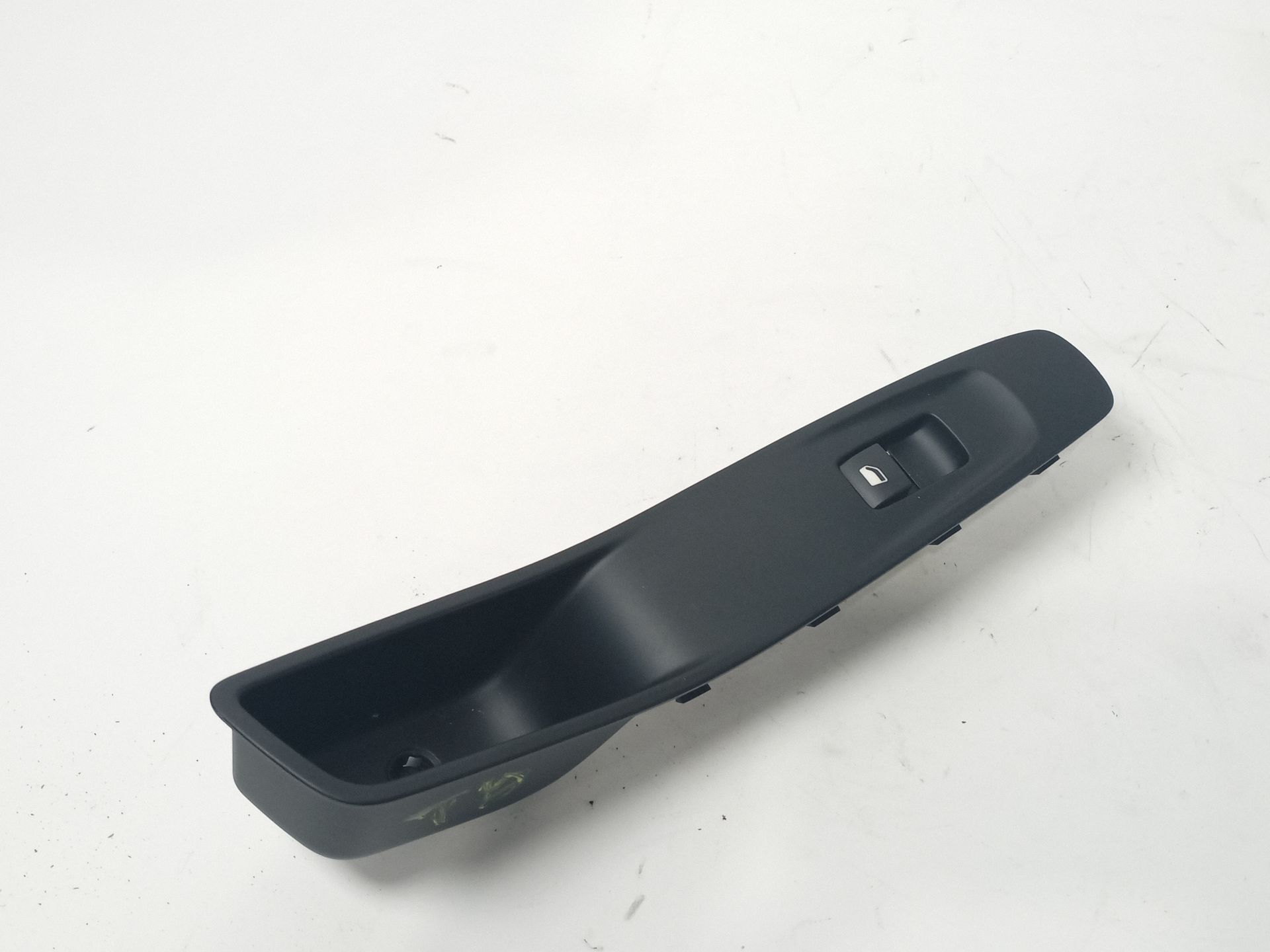 mando_elevalunas_trasero_derecho_yp00037677_opel_grandland_grandland_x_a18_p1uo_1_5_turbo_d_7