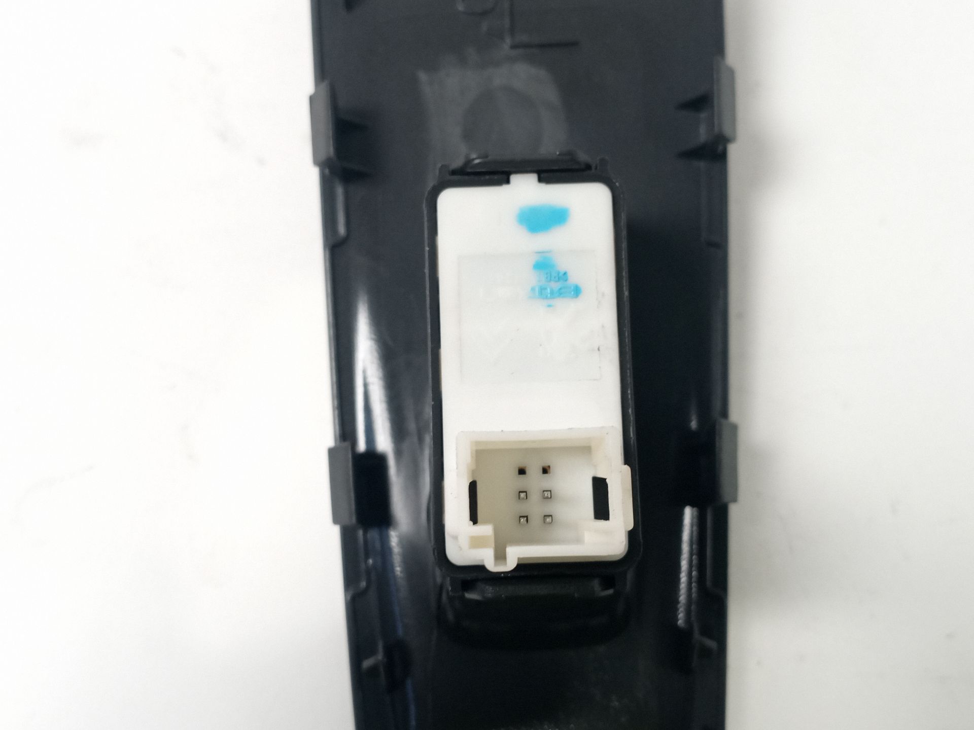 mando_elevalunas_trasero_derecho_yp00037677_opel_grandland_grandland_x_a18_p1uo_1_5_turbo_d_7