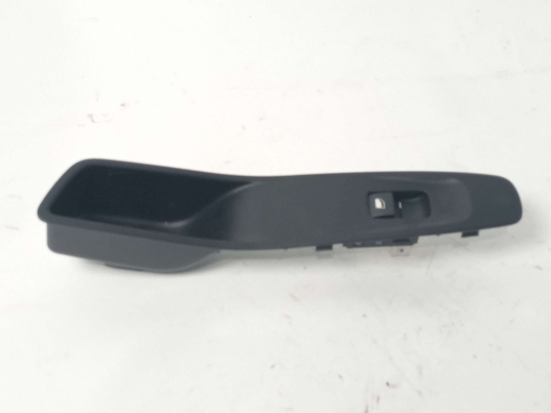 mando_elevalunas_trasero_izquierdo_yp00037777_opel_grandland_grandland_x_a18_p1uo_1_5_turbo_d_7