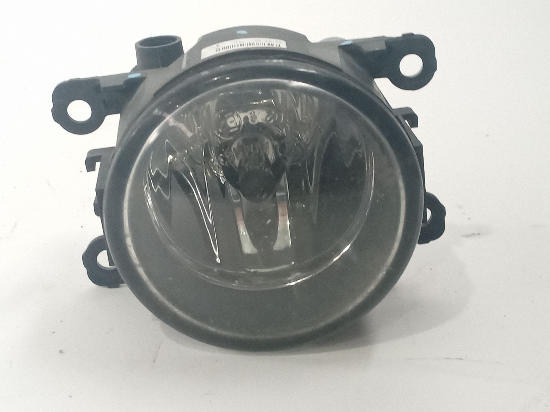 faro_antiniebla_izquierdo_8200074008_89202502_renault_laguna_iii_bt0_1_bt07_bt0j_bt14_bt1a