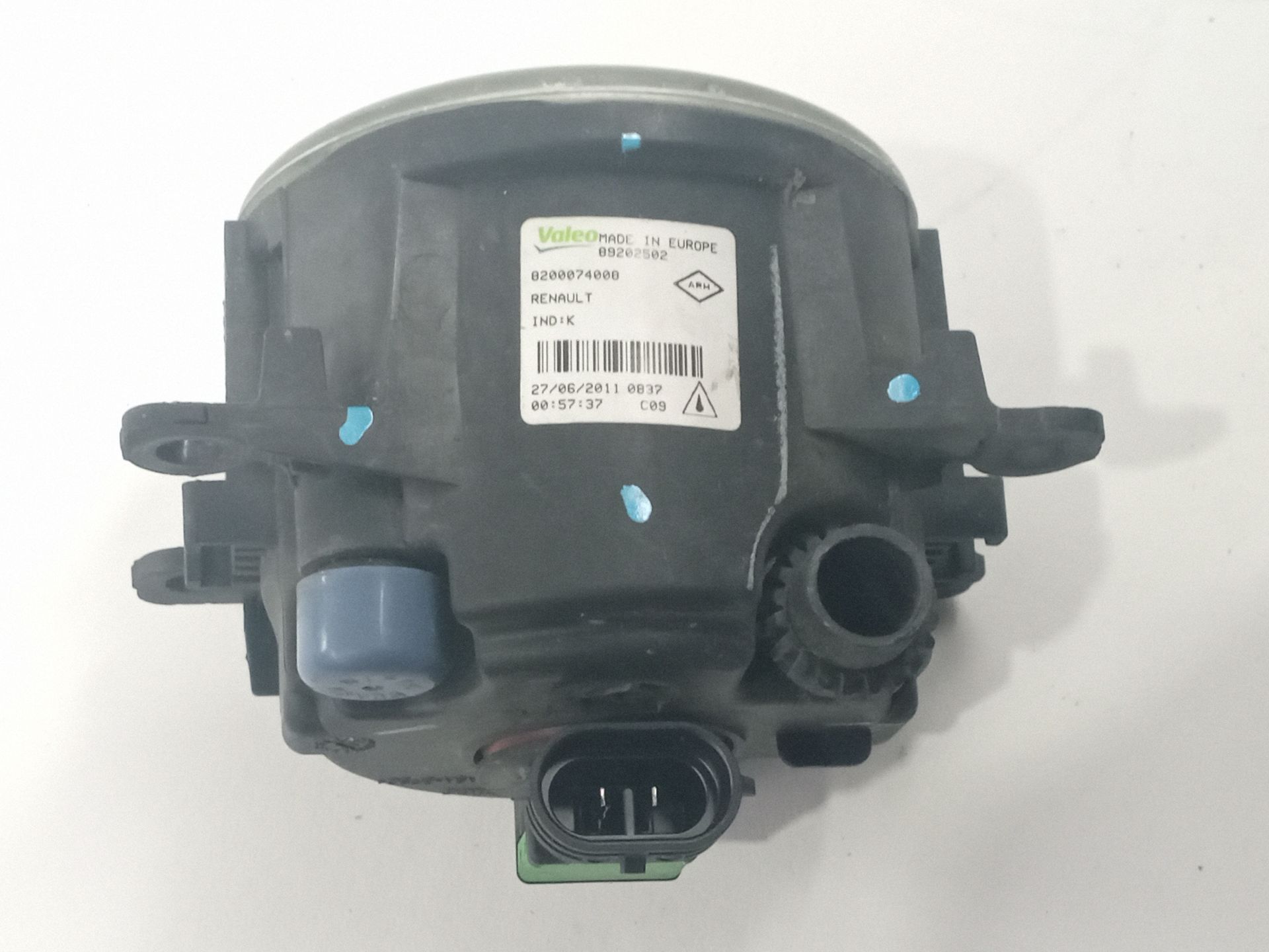 faro_antiniebla_izquierdo_8200074008_89202502_renault_laguna_iii_bt0_1_bt07_bt0j_bt14_bt1a