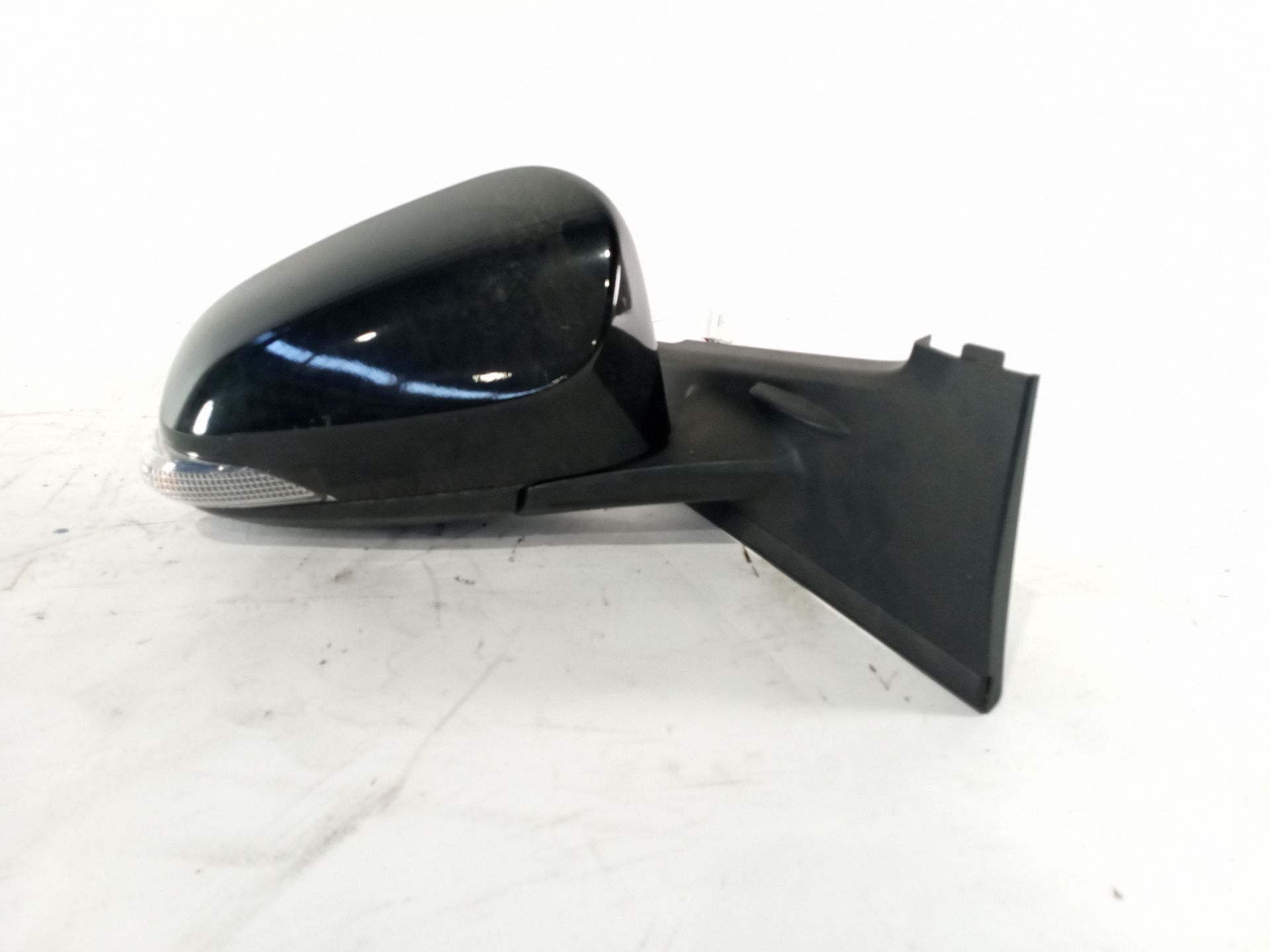 retrovisor_derecho_electrico_879100d600_toyota_yaris_p13_1_5_hybrid_nhp130
