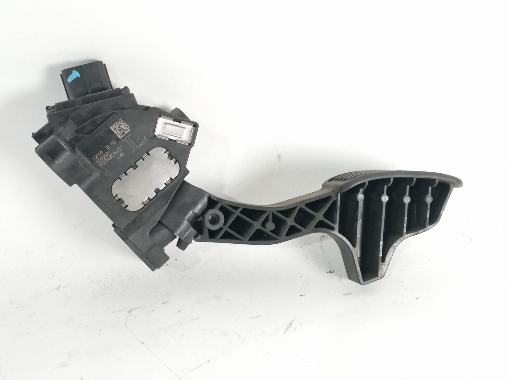 pedal_acelerador_781100d110_toyota_yaris_p13_1_5_hybrid_nhp130