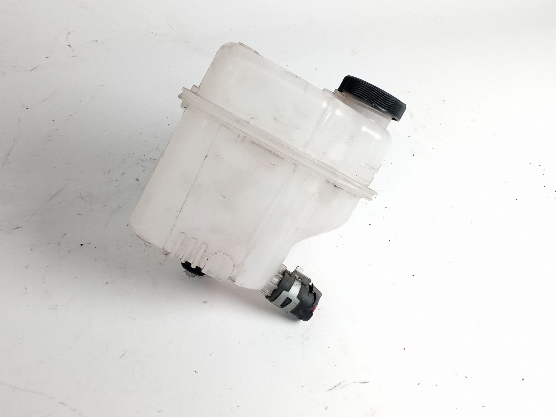 deposito_expansion_g91h015010_toyota_yaris_p13_1_5_hybrid_nhp130