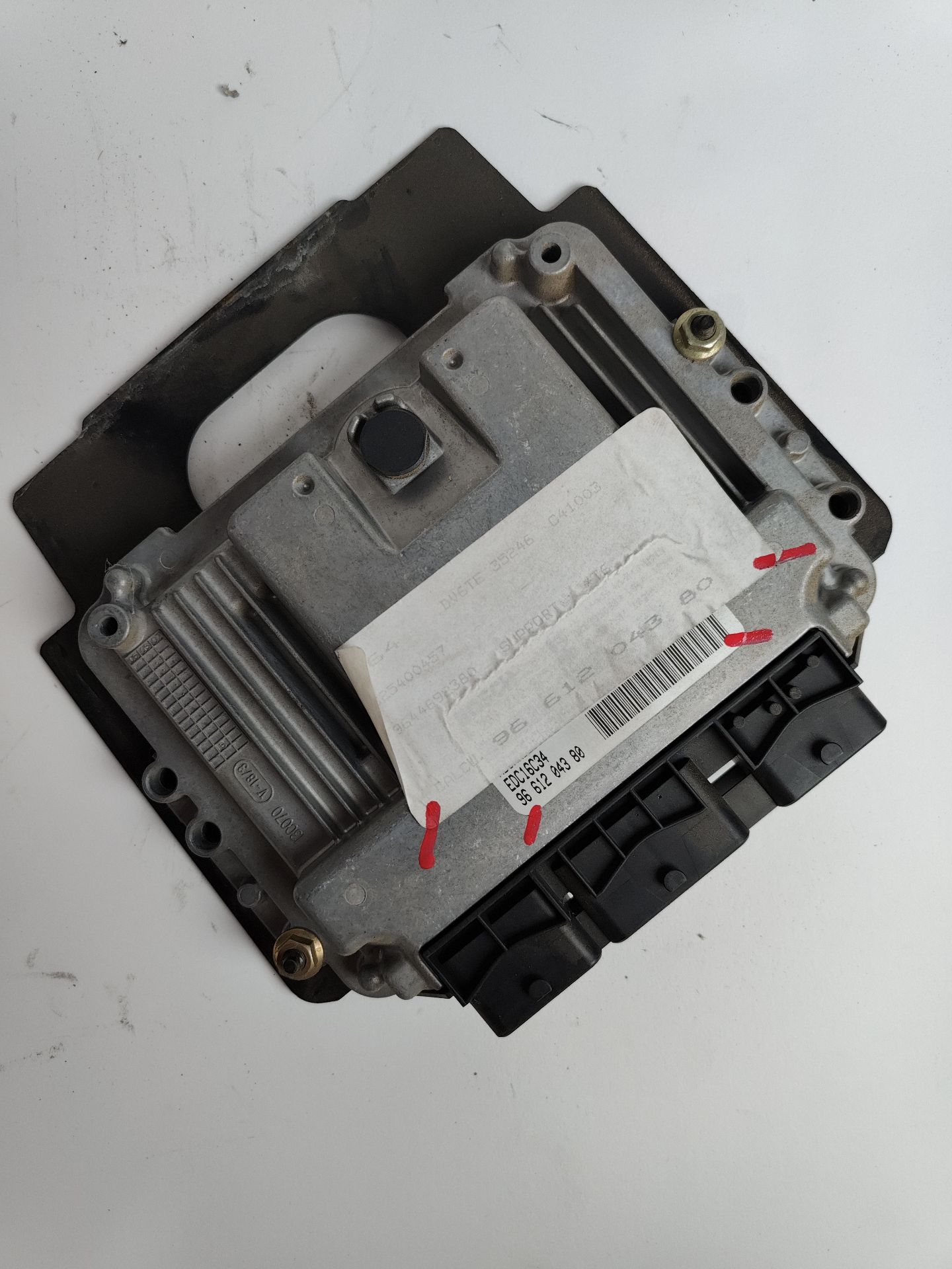 centralita_motor_uce_9661204380_peugeot_307_3a_c_1_6_hdi_110