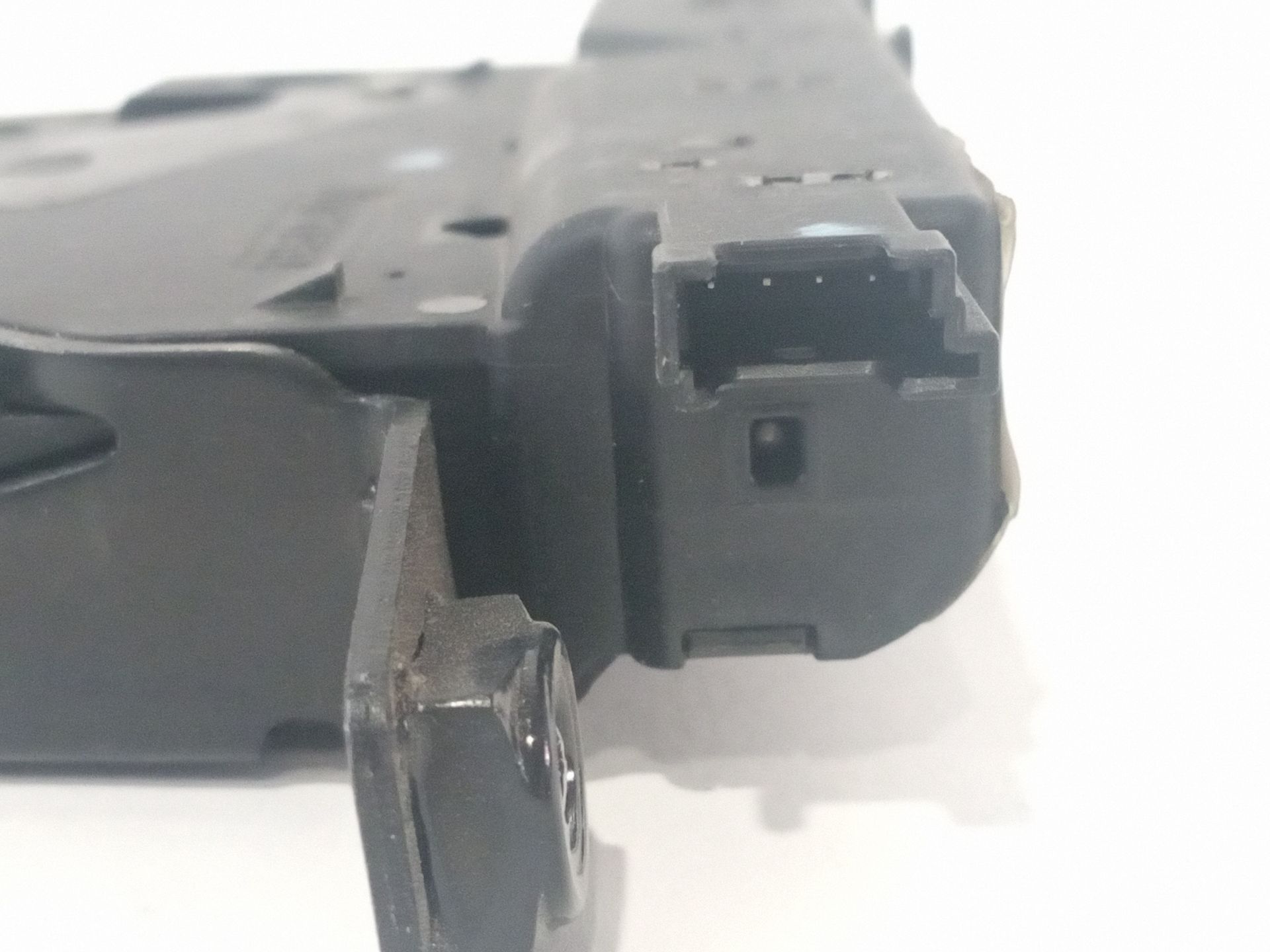 cerradura_maletero_porton_918064107_bmw_3_f30_f80_318_d