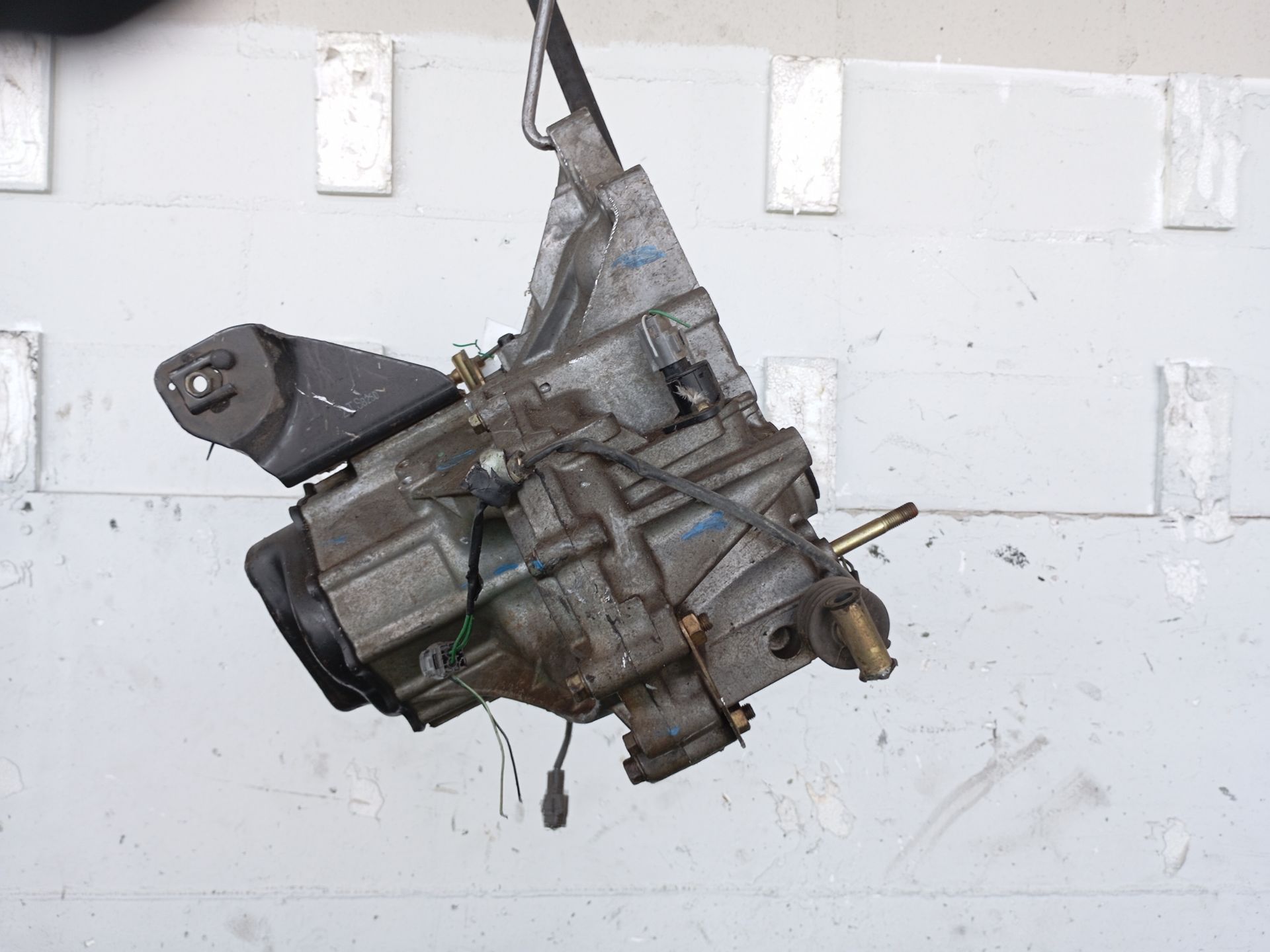 caja_cambios_f5d2_mazda_323