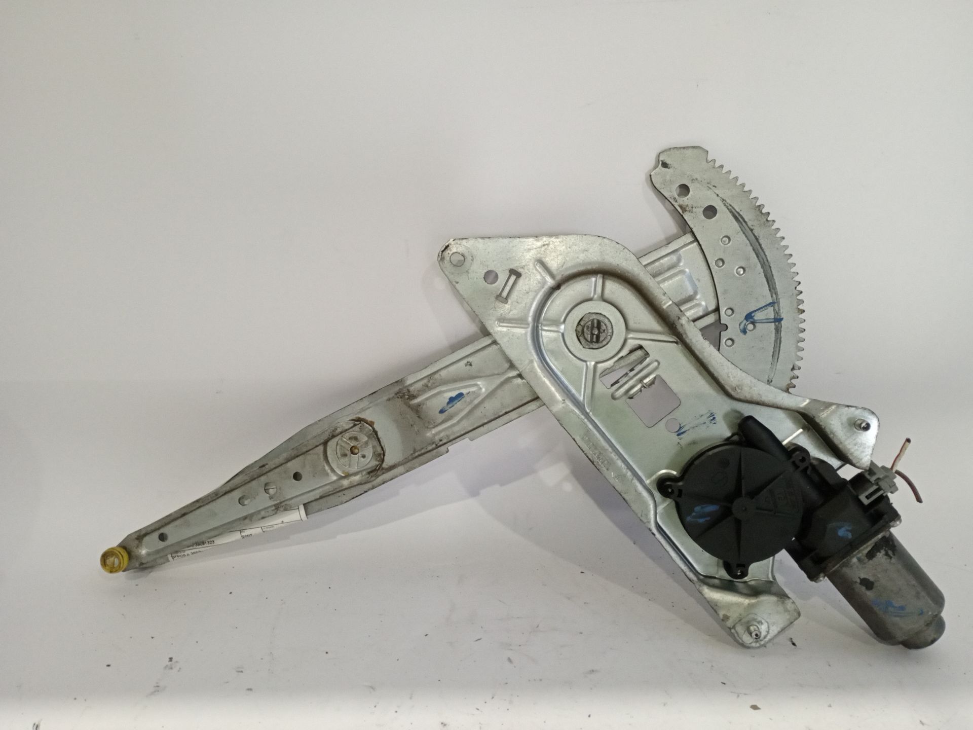 maneta_elevalunas_delantero_derecho_8200188551_2pines_renault_citan_415renault_kangoo