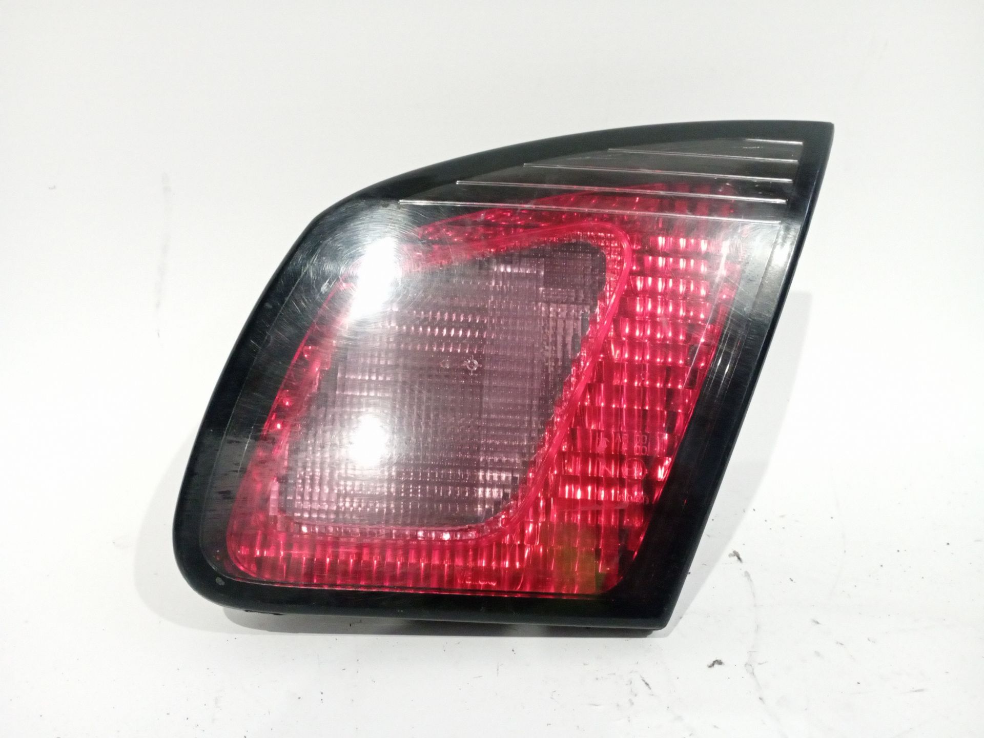 piloto_trasero_derecho_interior_89020139_265509f510_nissan_primera