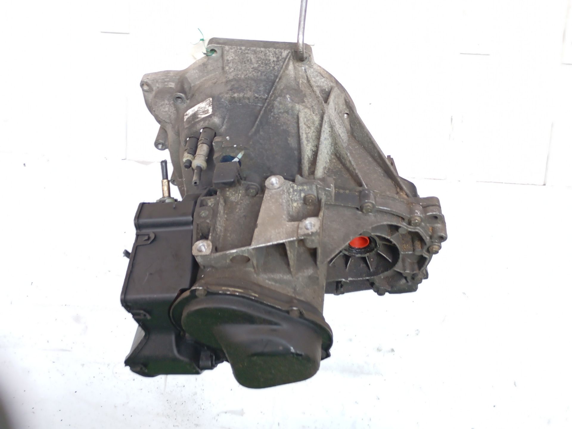 caja_cambios_2n1r7002ca_bedford_courierfiesta_dx