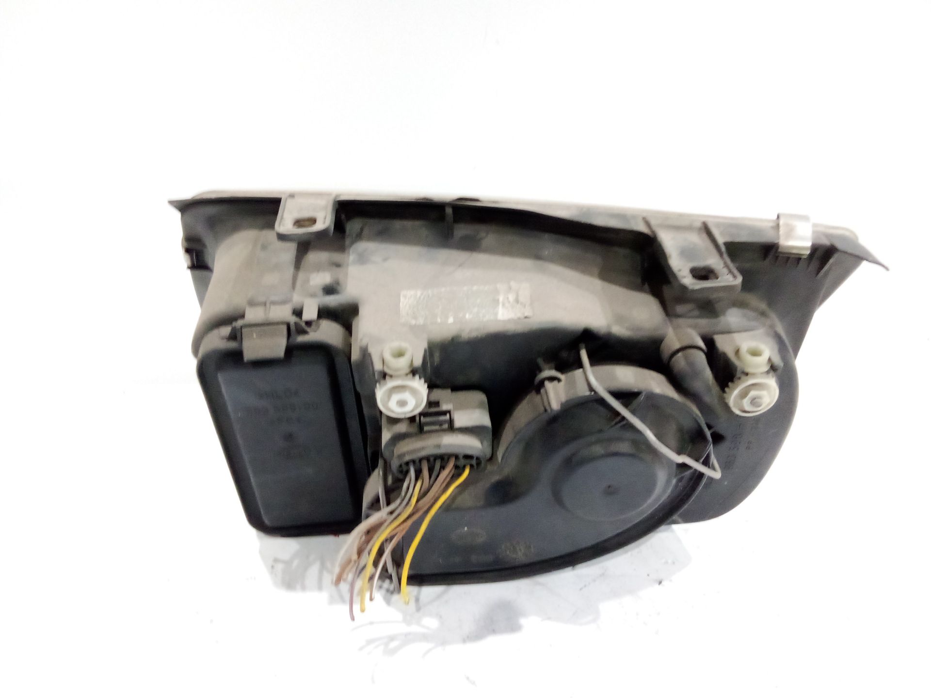 faro_derecho_96359800r2_volkswagen_bora