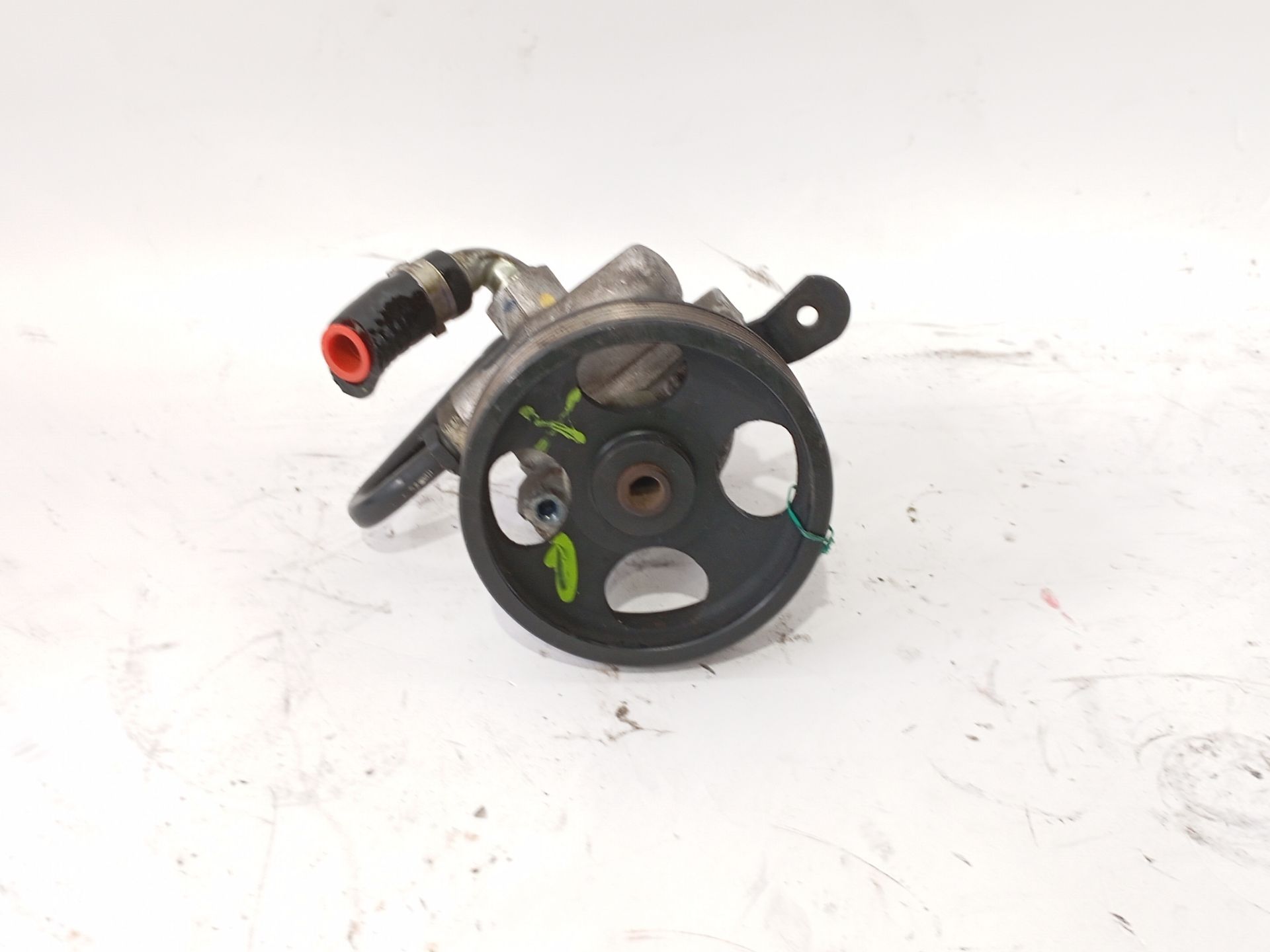 bomba_direccion_9631923580_citr_n_c15xsaraberlingo_peugeot_607_206