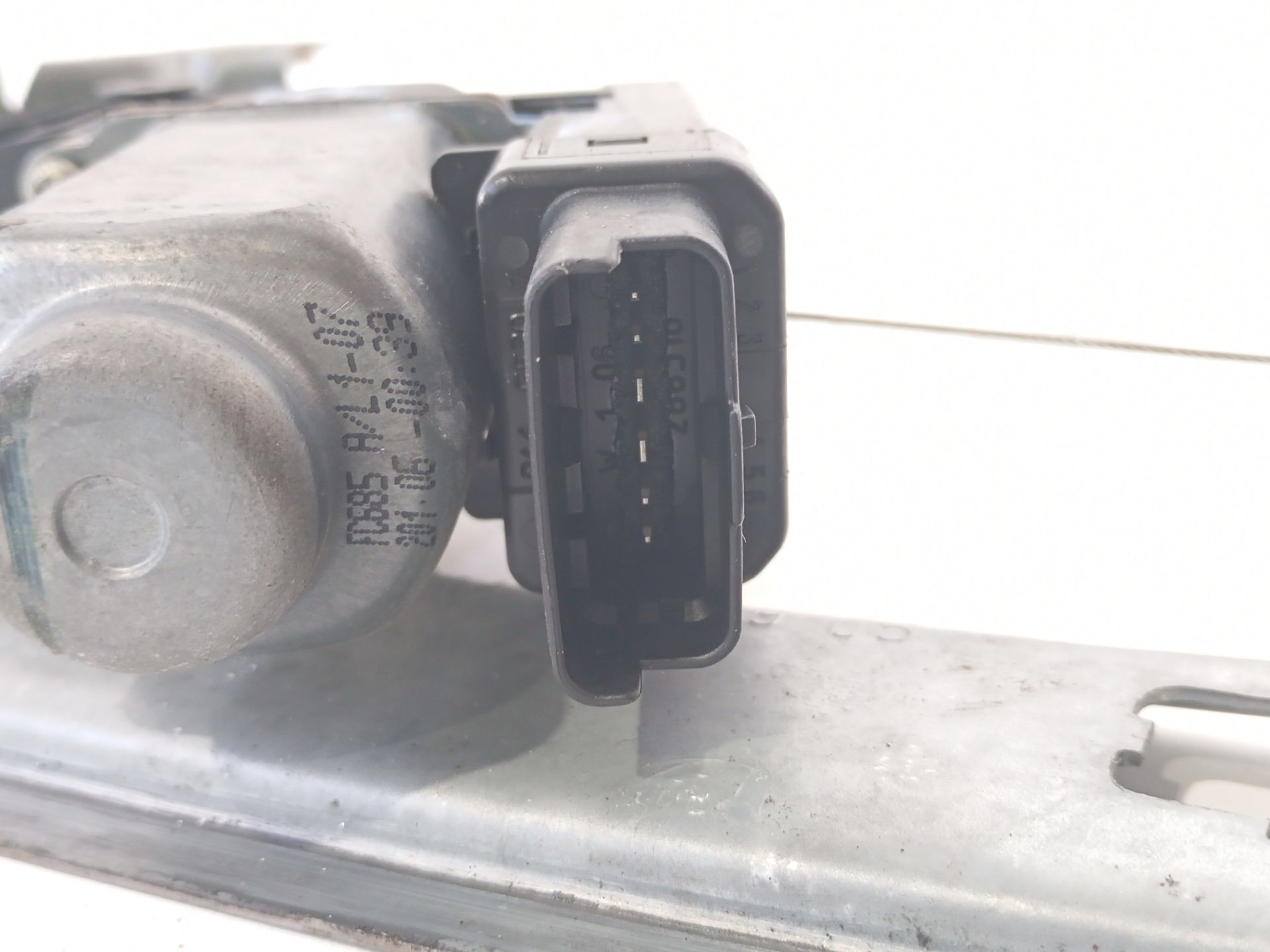 elevalunas_delantero_izquierdo_440726j4_renault_scenic_ii