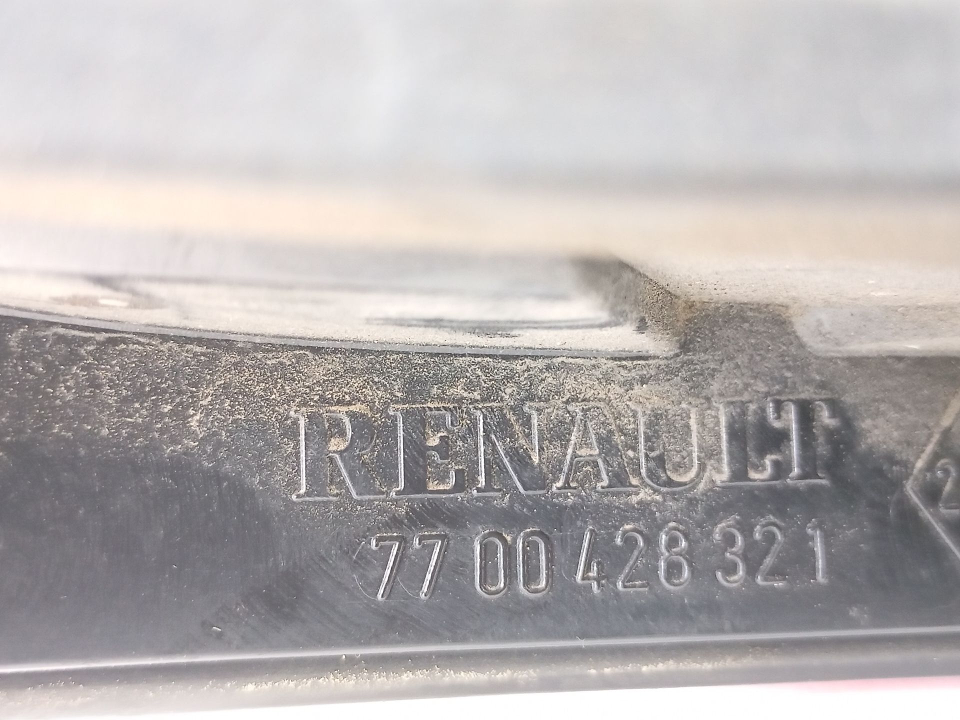 piloto_trasero_derecho_exterior_7700428321_renault_megane_ii_bm0_1_cm0_1_1_6_16v_fase_1