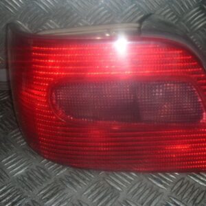 piloto_trasero_izquierdo_exterior_6350p0_citr_n_c15xsaraberlingo_peugeot_607_206