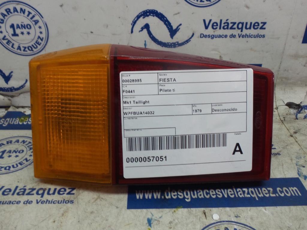 piloto_trasero_izquierdo_exterior_bedford_fiesta_mk1