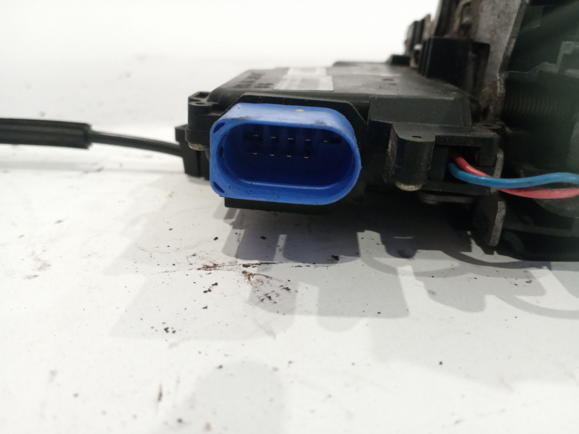 cerradura_puerta_delantera_izquierda_3d1837015_seat_toledo_iii