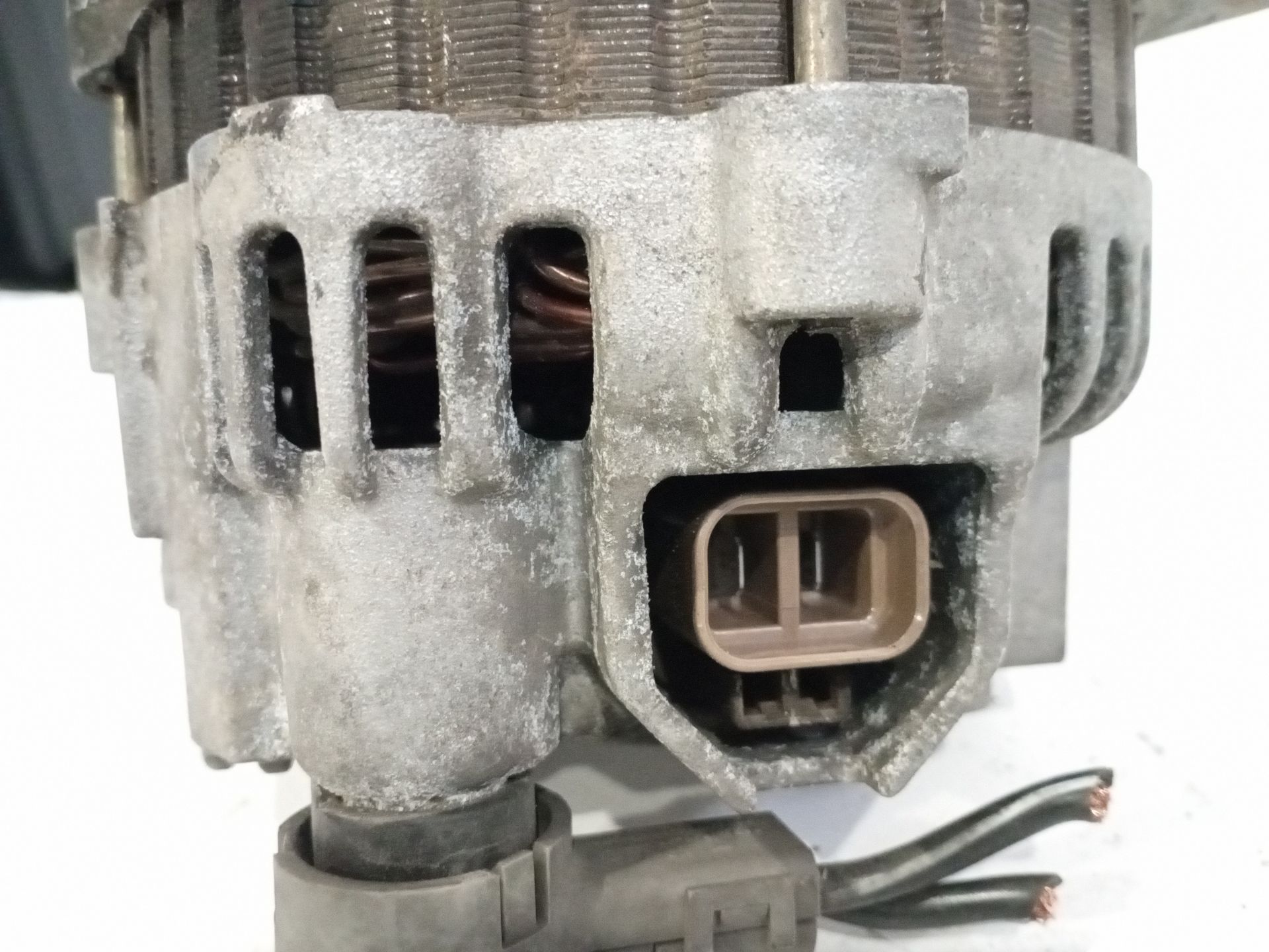 alternador_a2tb1298_mazda_323_f_vi