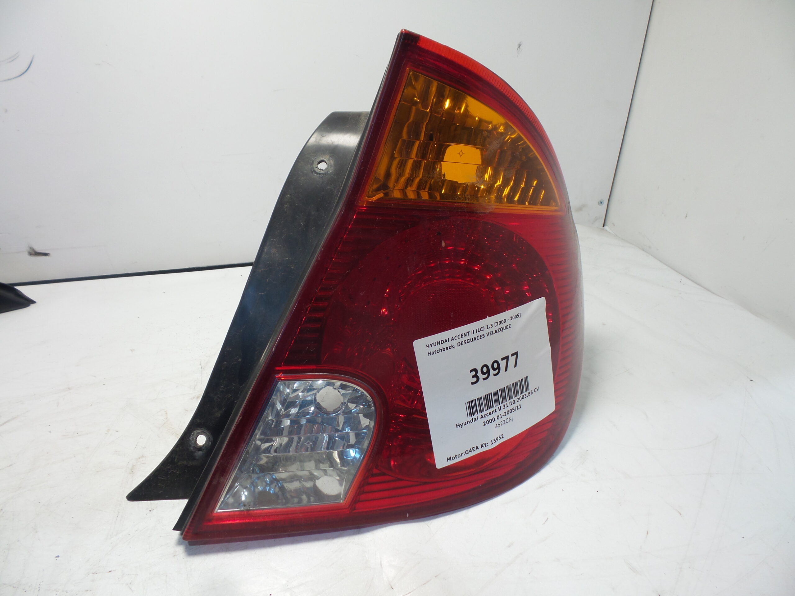 piloto_trasero_derecho_exterior_9240225220_hyundai_accent_ii