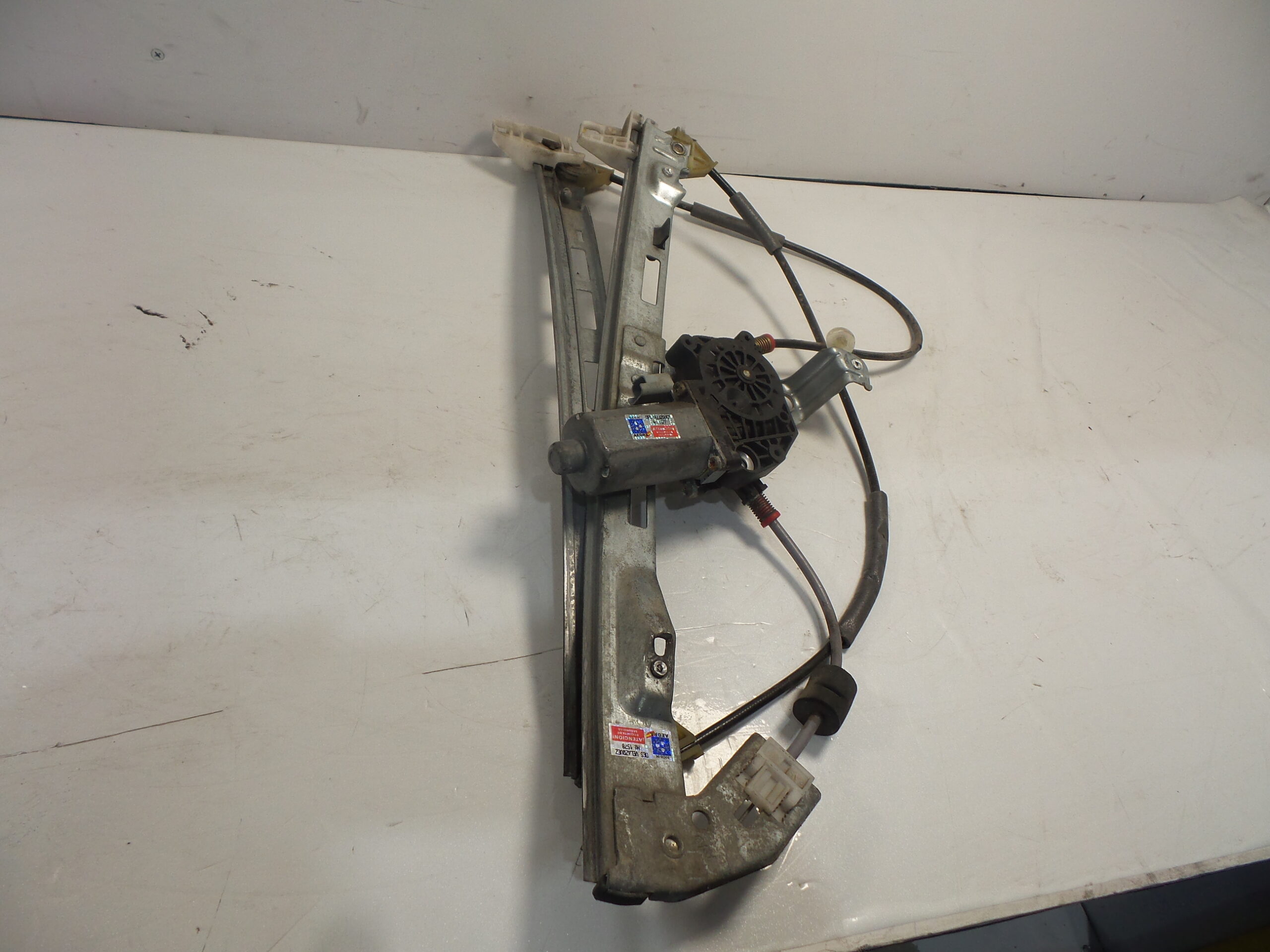 elevalunas_delantero_derecho_peugeot_c15xsaraberlingo_peugeot_607_206